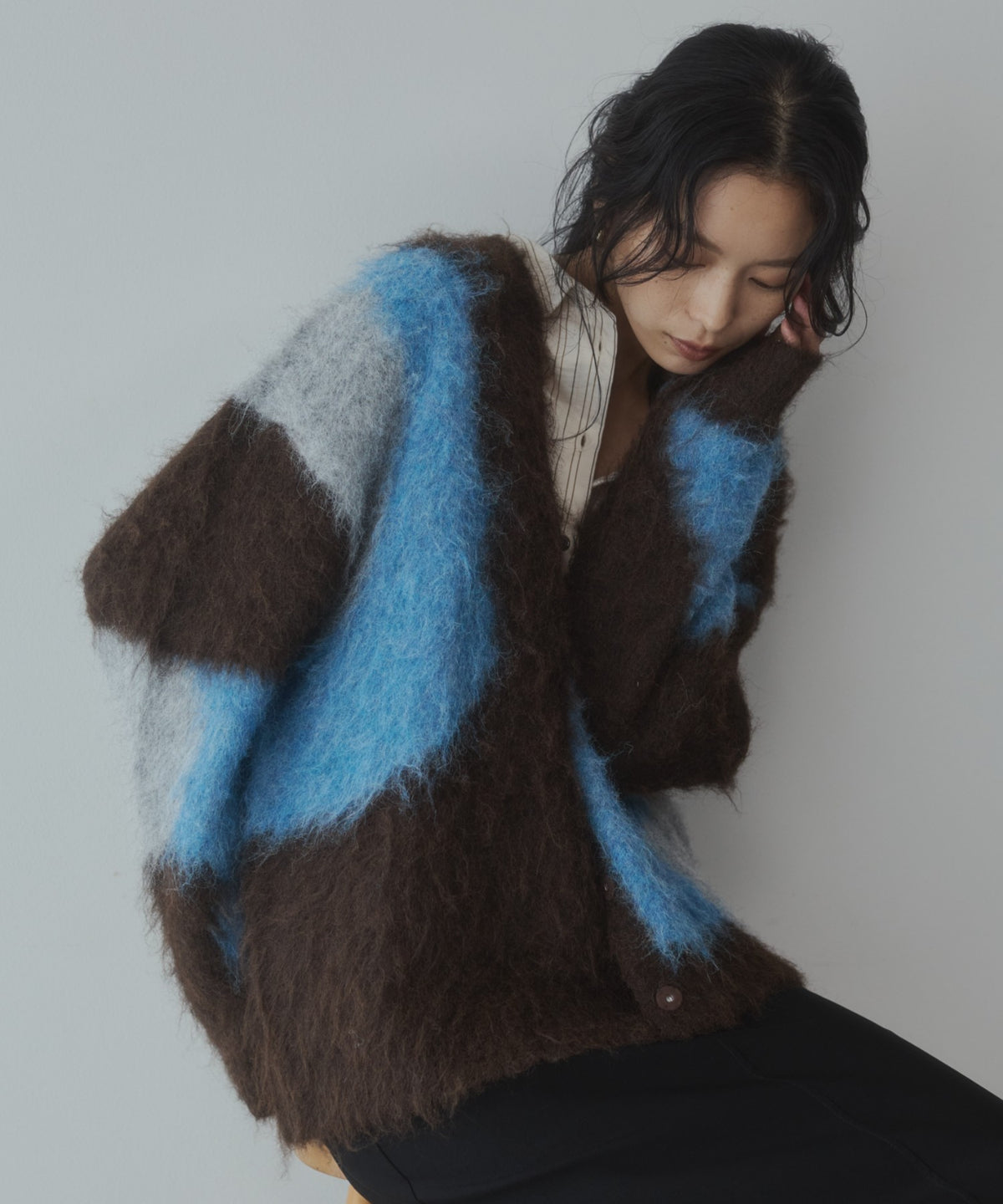 NUANCE-PATTERNED BLOCK KNIT CARDIGAN
