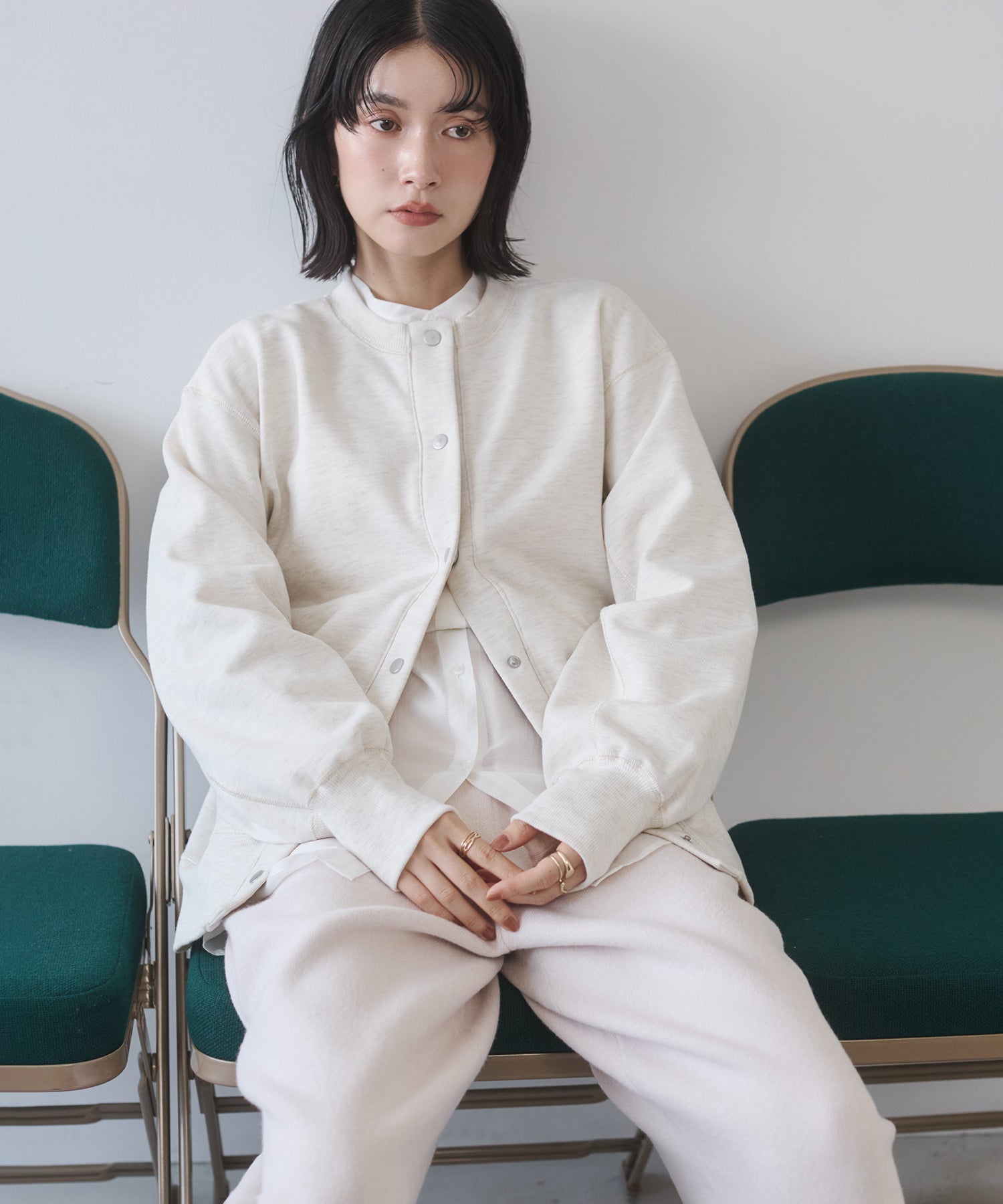 ラメステッチ クルーネックカーディガン