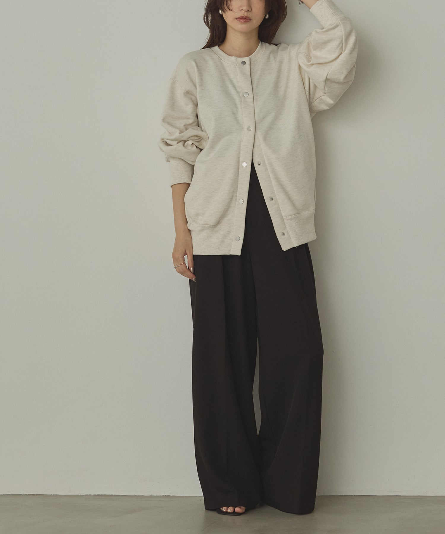 ラメステッチ クルーネックカーディガン