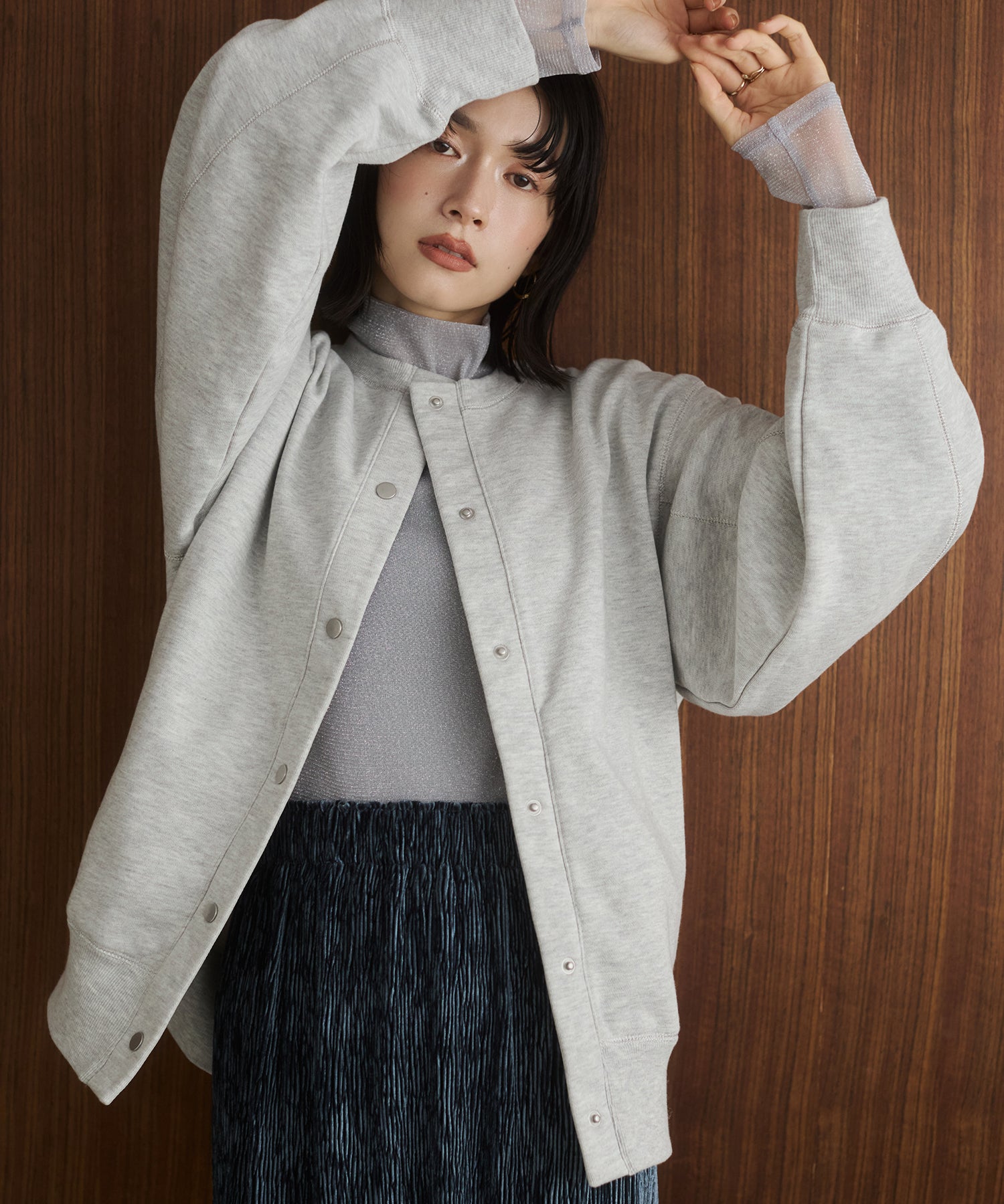 ラメステッチ クルーネックカーディガン