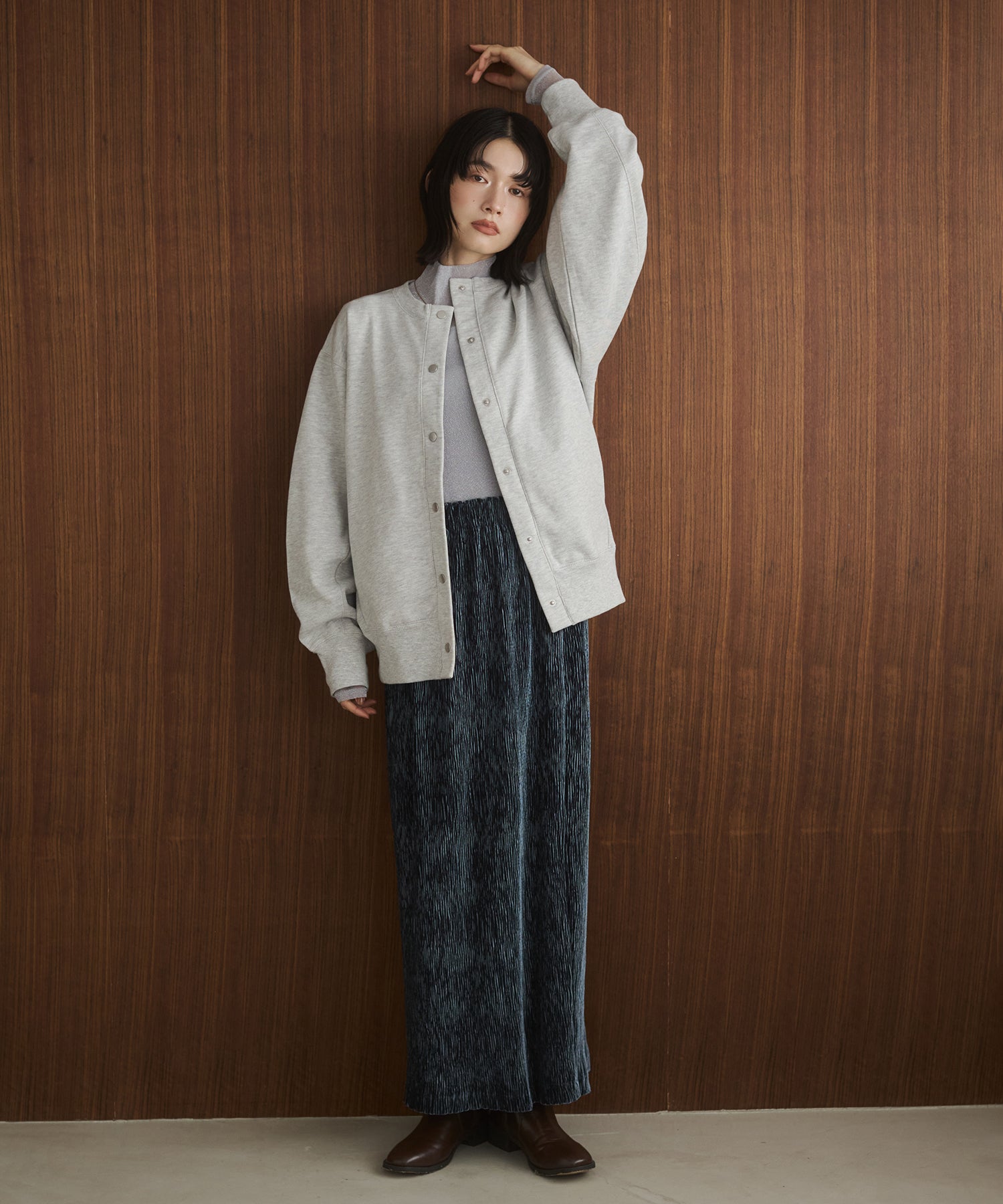 ラメステッチ クルーネックカーディガン