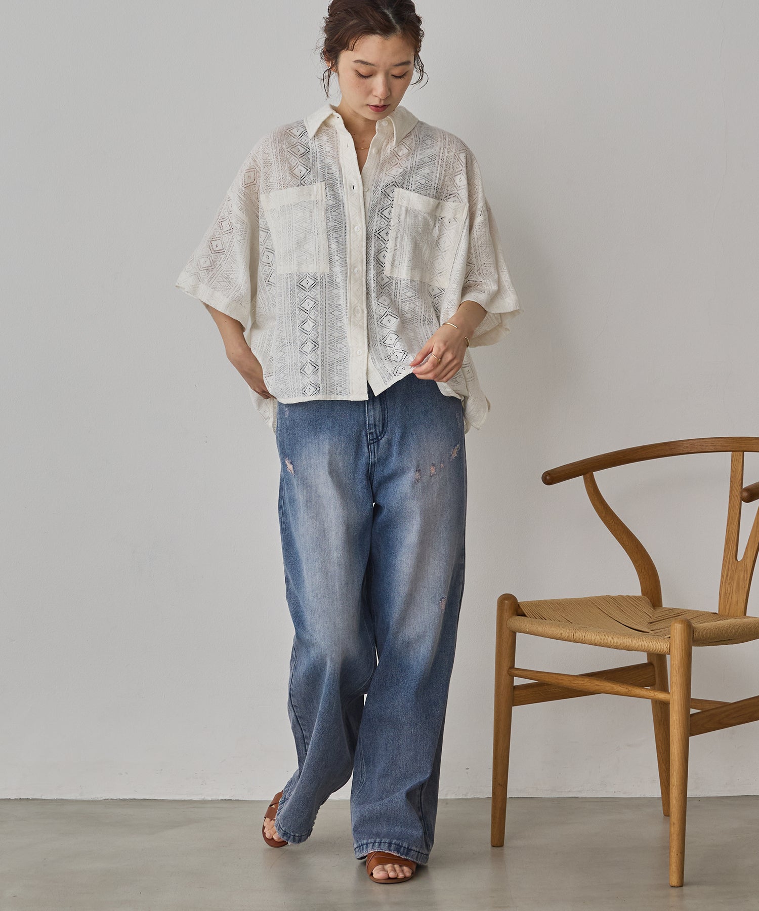 LACE SHORT-SLEEVE SHIRT