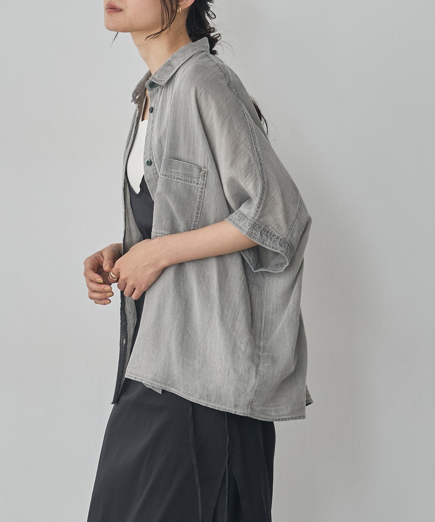 [PRE-ORDER]SHEER DENIM SHORT-SLEEVE SHIRT