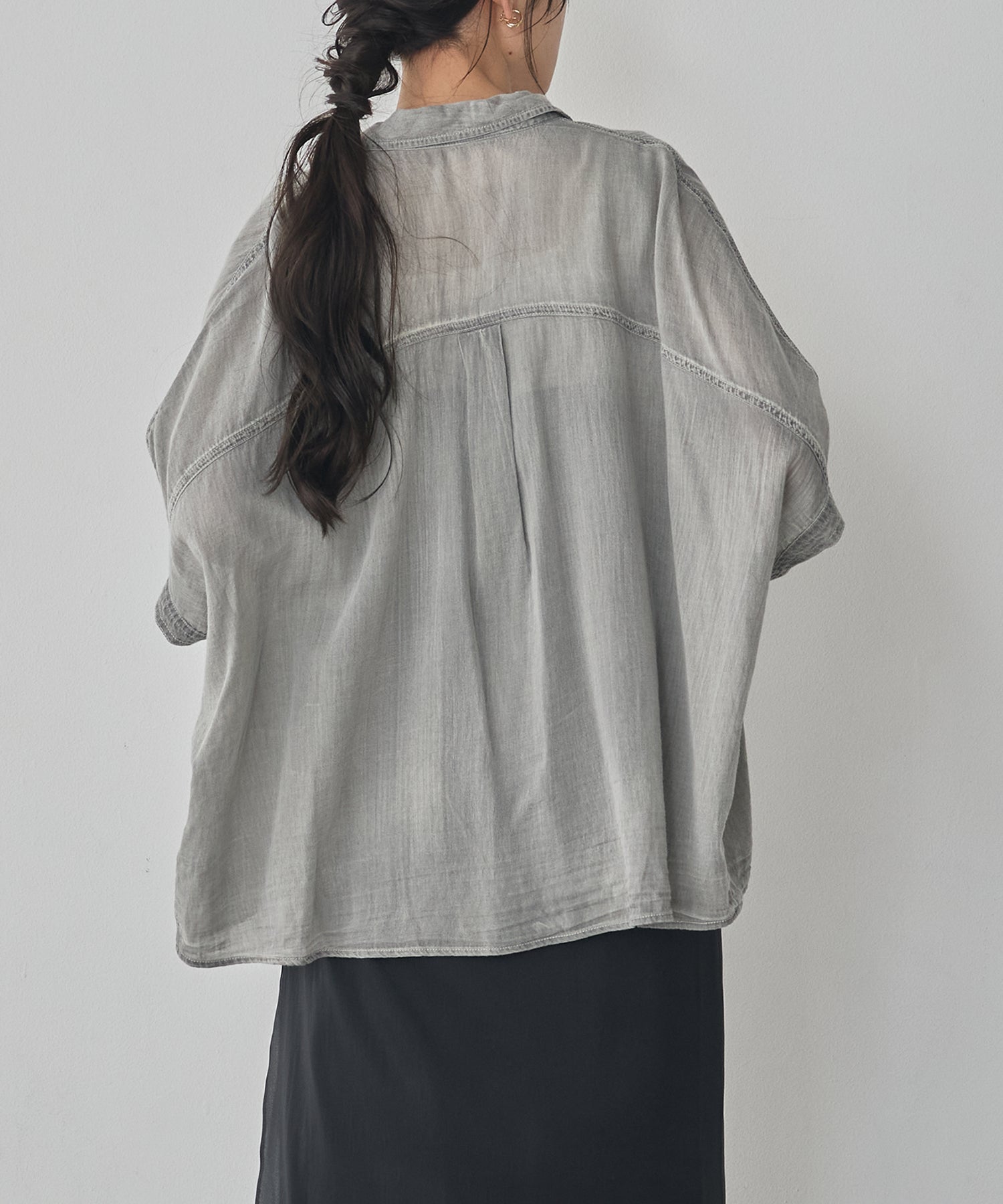 [PRE-ORDER]SHEER DENIM SHORT-SLEEVE SHIRT