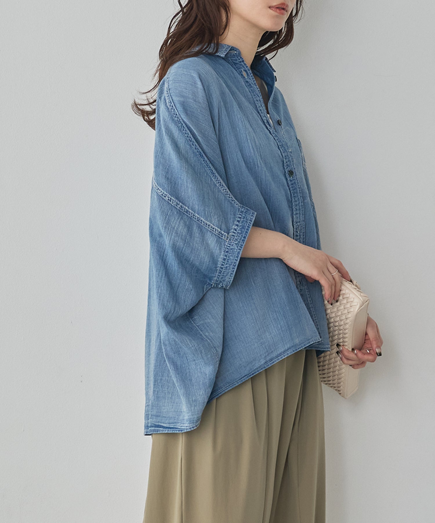 [PRE-ORDER]SHEER DENIM SHORT-SLEEVE SHIRT