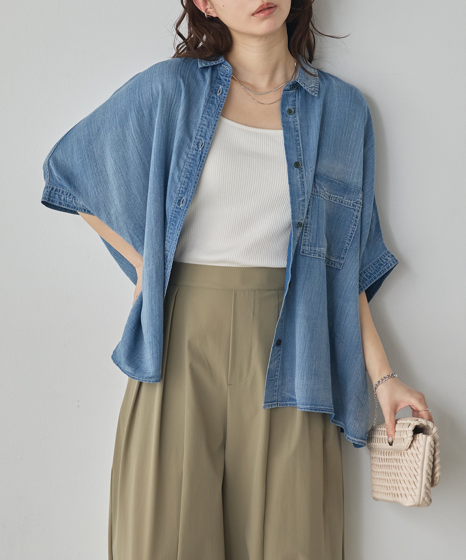 [PRE-ORDER]SHEER DENIM SHORT-SLEEVE SHIRT