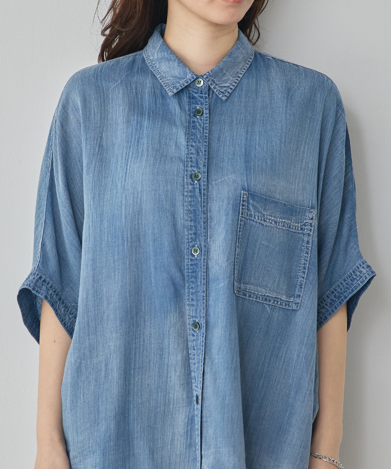 [PRE-ORDER]SHEER DENIM SHORT-SLEEVE SHIRT
