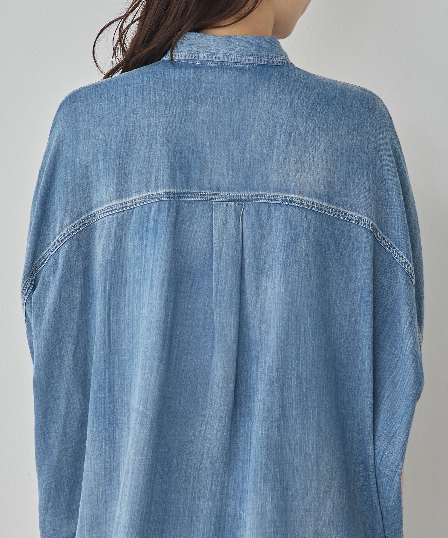[PRE-ORDER]SHEER DENIM SHORT-SLEEVE SHIRT