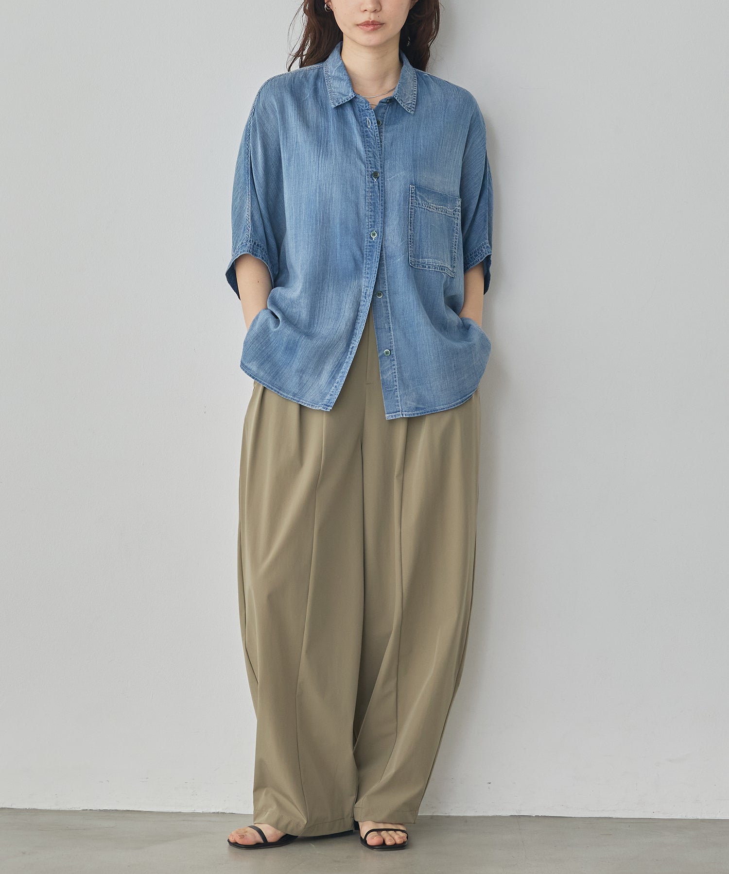 [PRE-ORDER]SHEER DENIM SHORT-SLEEVE SHIRT
