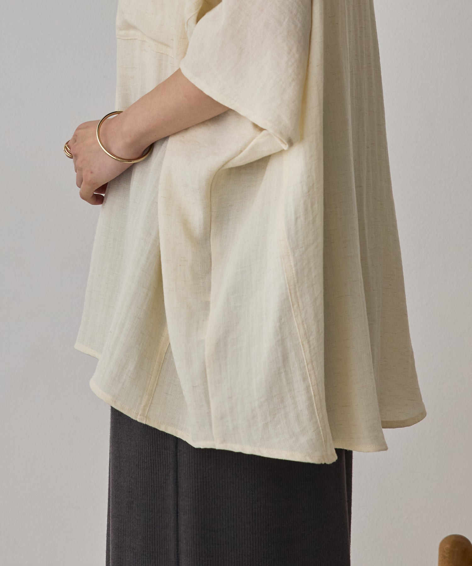LINEN-RAYON DOLMAN OVERSHIRT