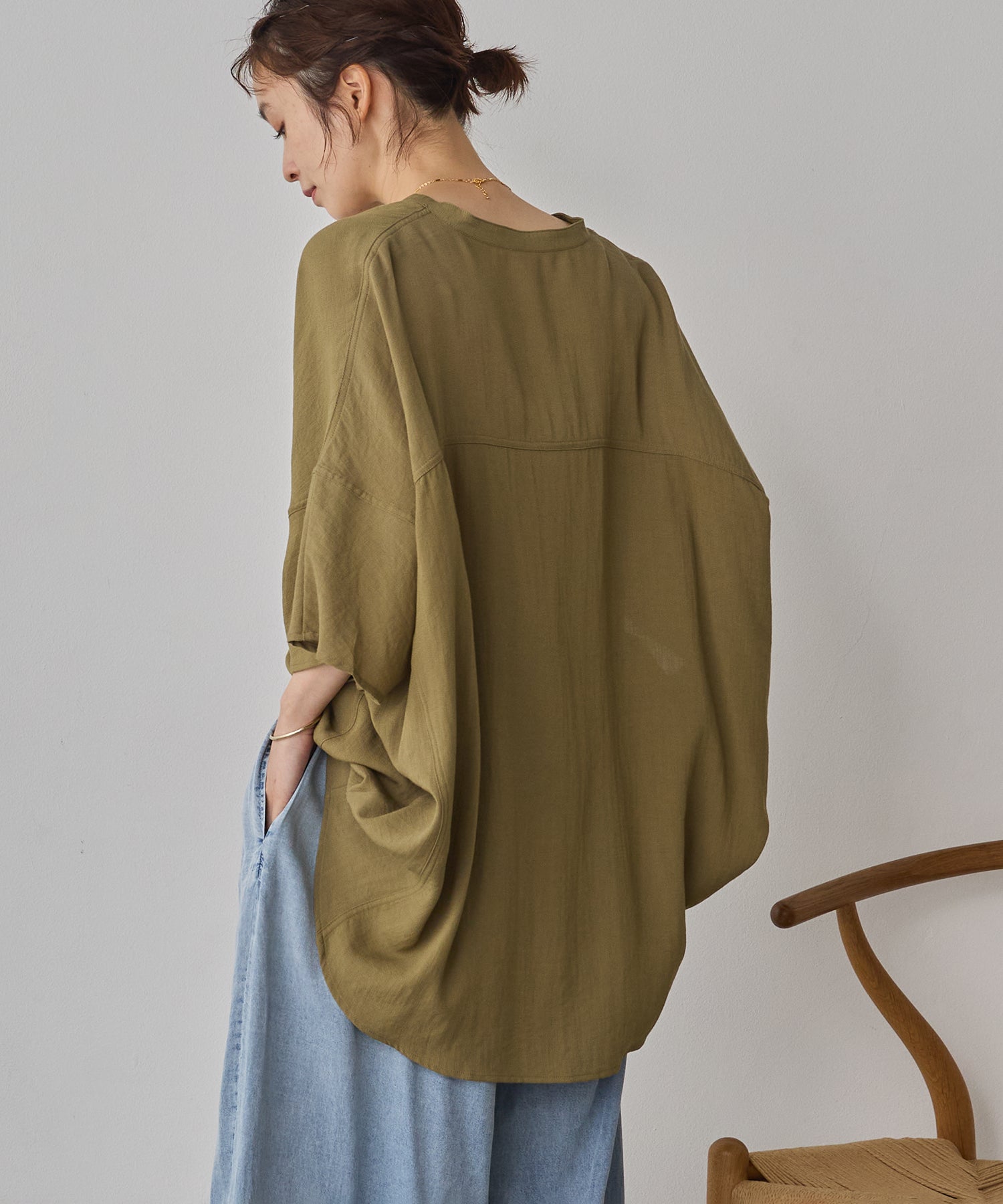 LINEN-RAYON DOLMAN OVERSHIRT