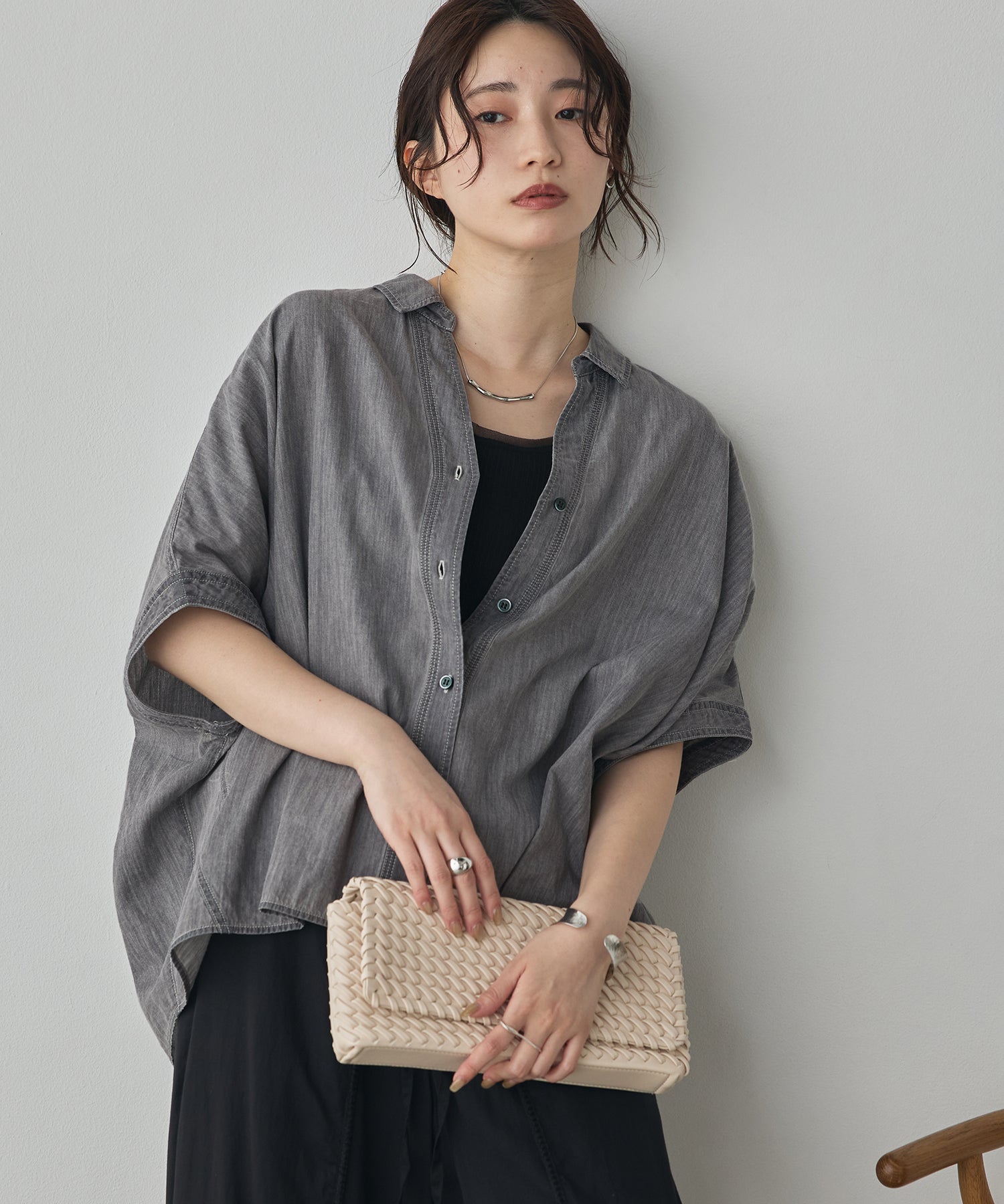 SHEER DENIM SHORT-SLEEVE SKIPPER SHIRT