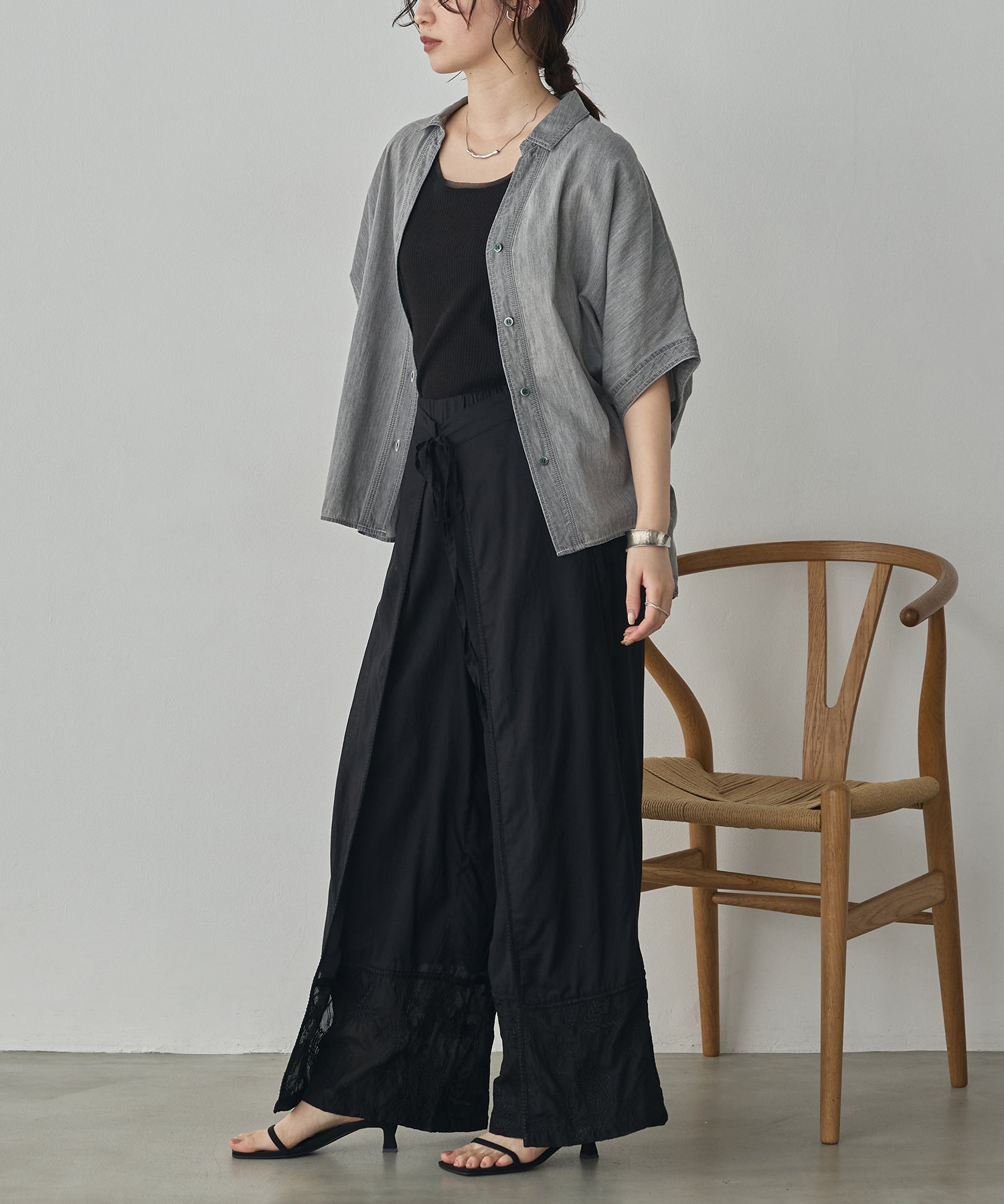 [PRE-ORDER]SHEER DENIM SHORT-SLEEVE SKIPPER SHIRT
