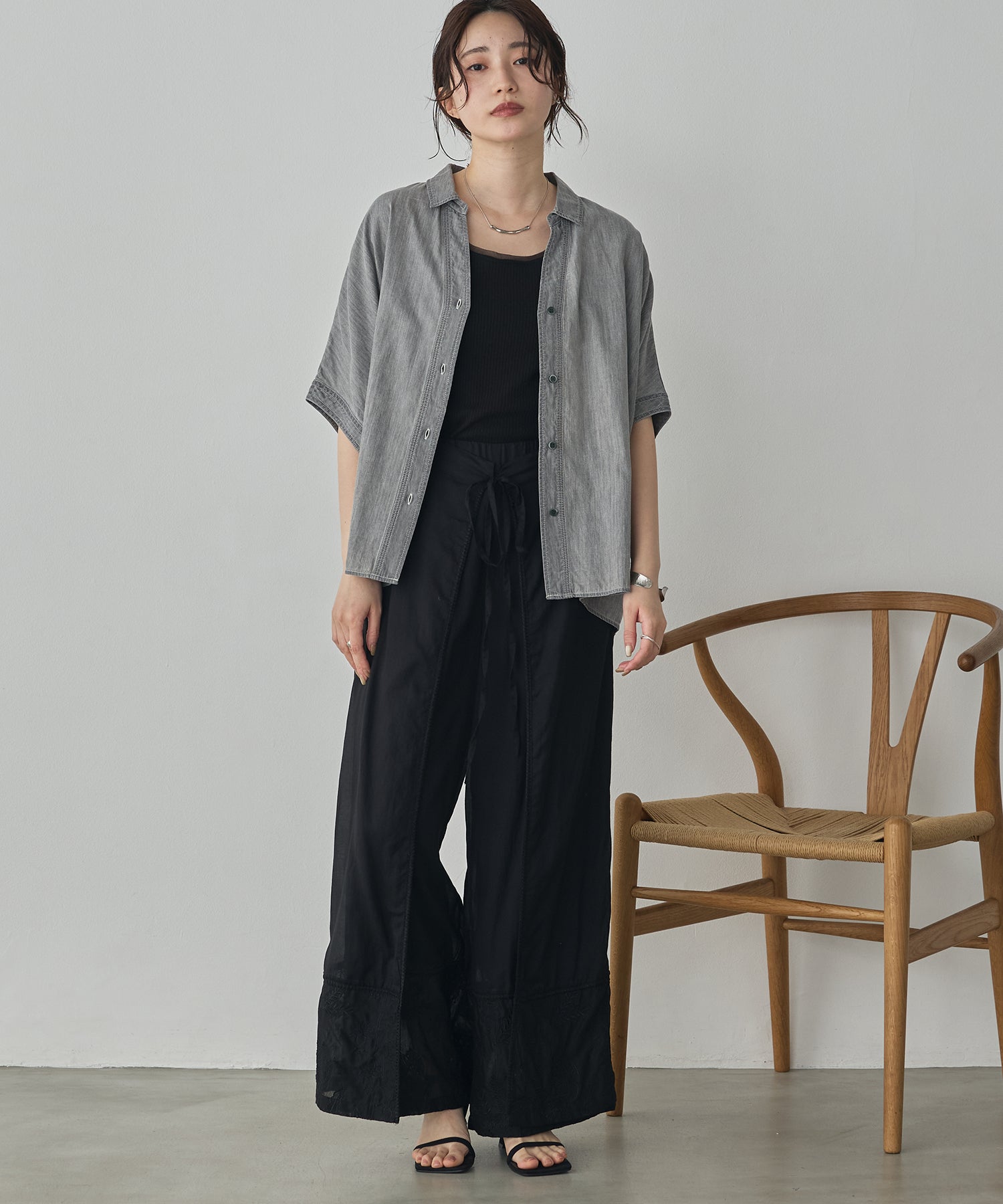 [PRE-ORDER]SHEER DENIM SHORT-SLEEVE SKIPPER SHIRT