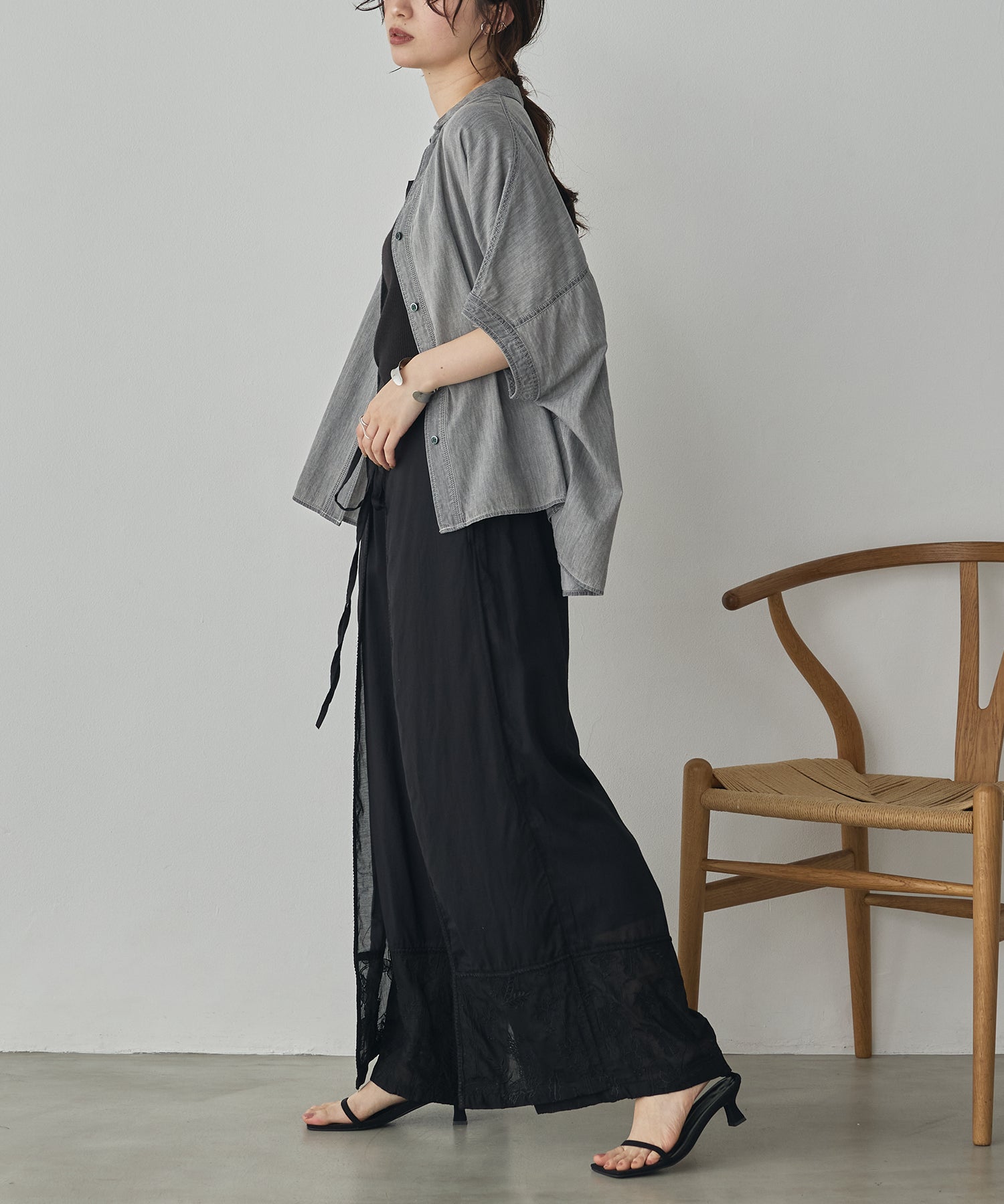 [PRE-ORDER]SHEER DENIM SHORT-SLEEVE SKIPPER SHIRT