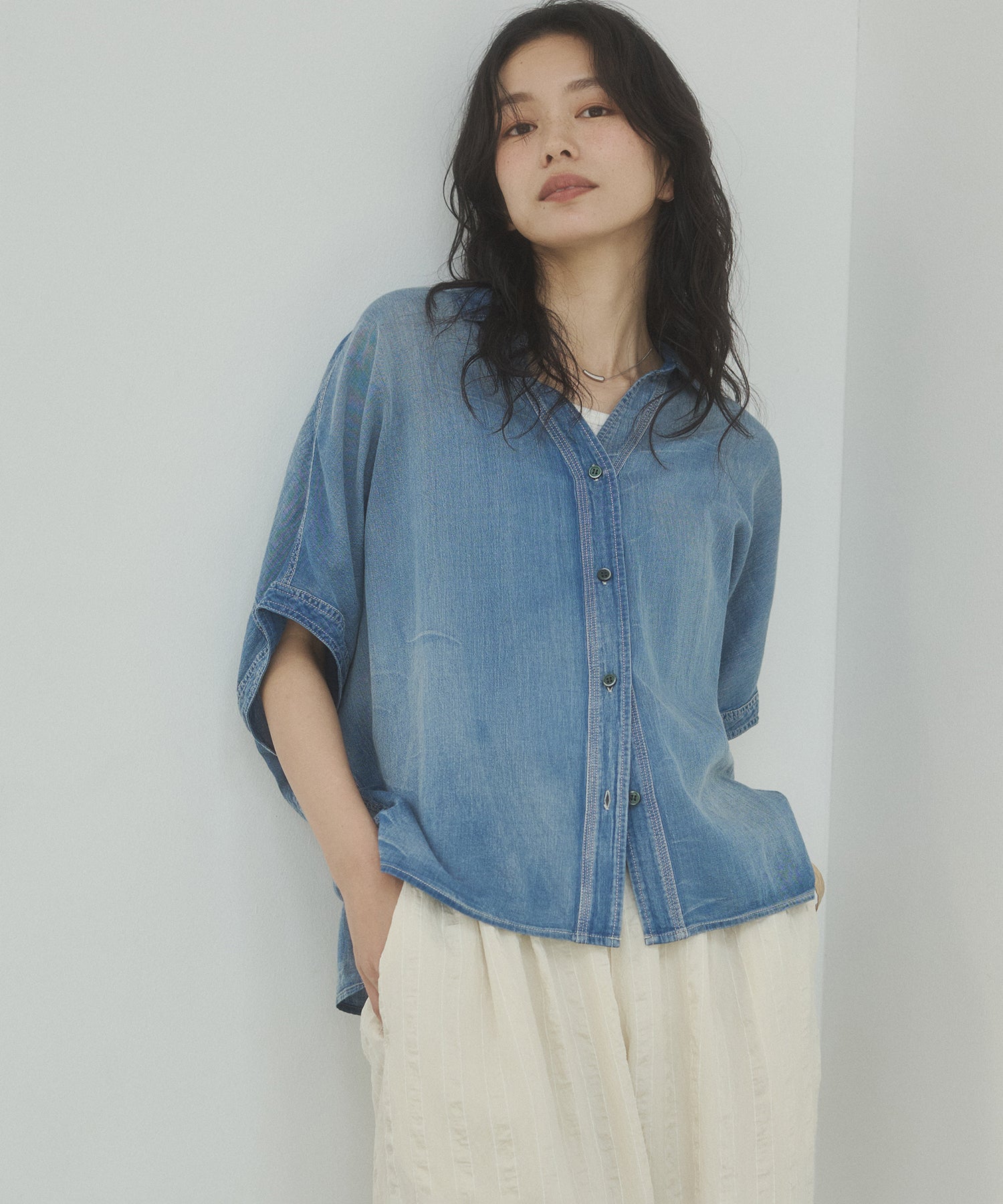 [PRE-ORDER]SHEER DENIM SHORT-SLEEVE SKIPPER SHIRT