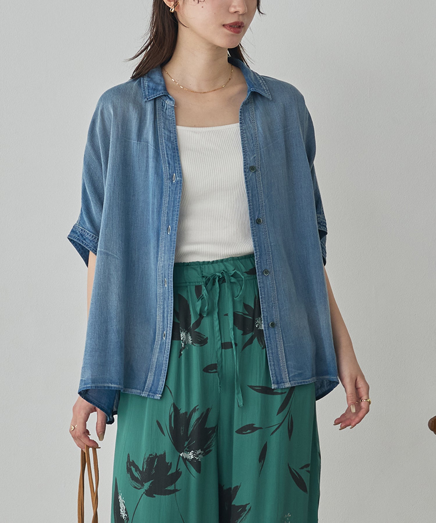 [PRE-ORDER]SHEER DENIM SHORT-SLEEVE SKIPPER SHIRT