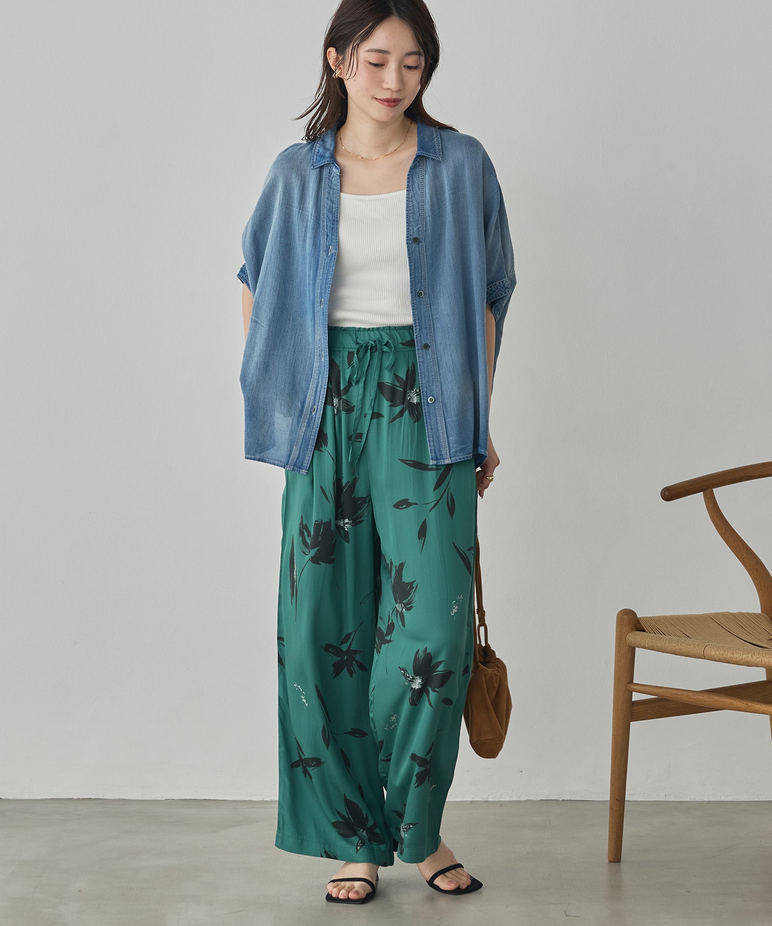[PRE-ORDER]SHEER DENIM SHORT-SLEEVE SKIPPER SHIRT