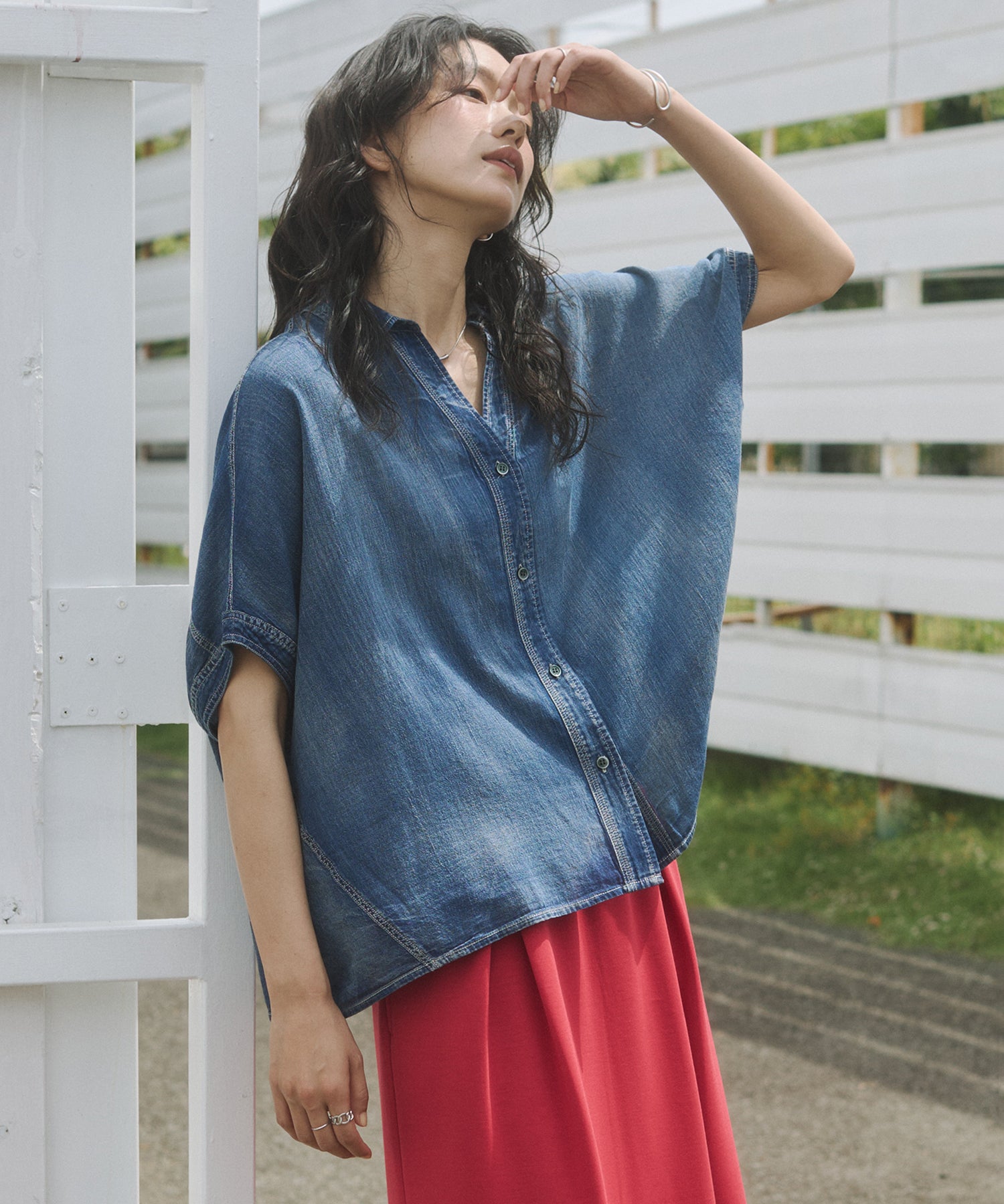 [PRE-ORDER]SHEER DENIM SHORT-SLEEVE SKIPPER SHIRT