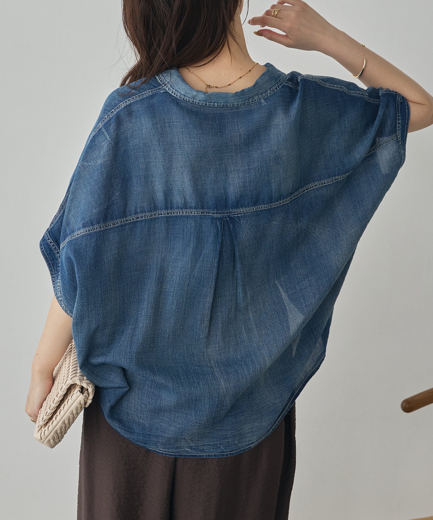 [PRE-ORDER]SHEER DENIM SHORT-SLEEVE SKIPPER SHIRT