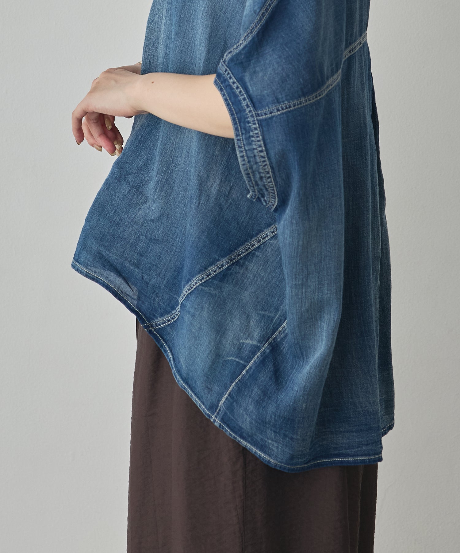 [PRE-ORDER]SHEER DENIM SHORT-SLEEVE SKIPPER SHIRT