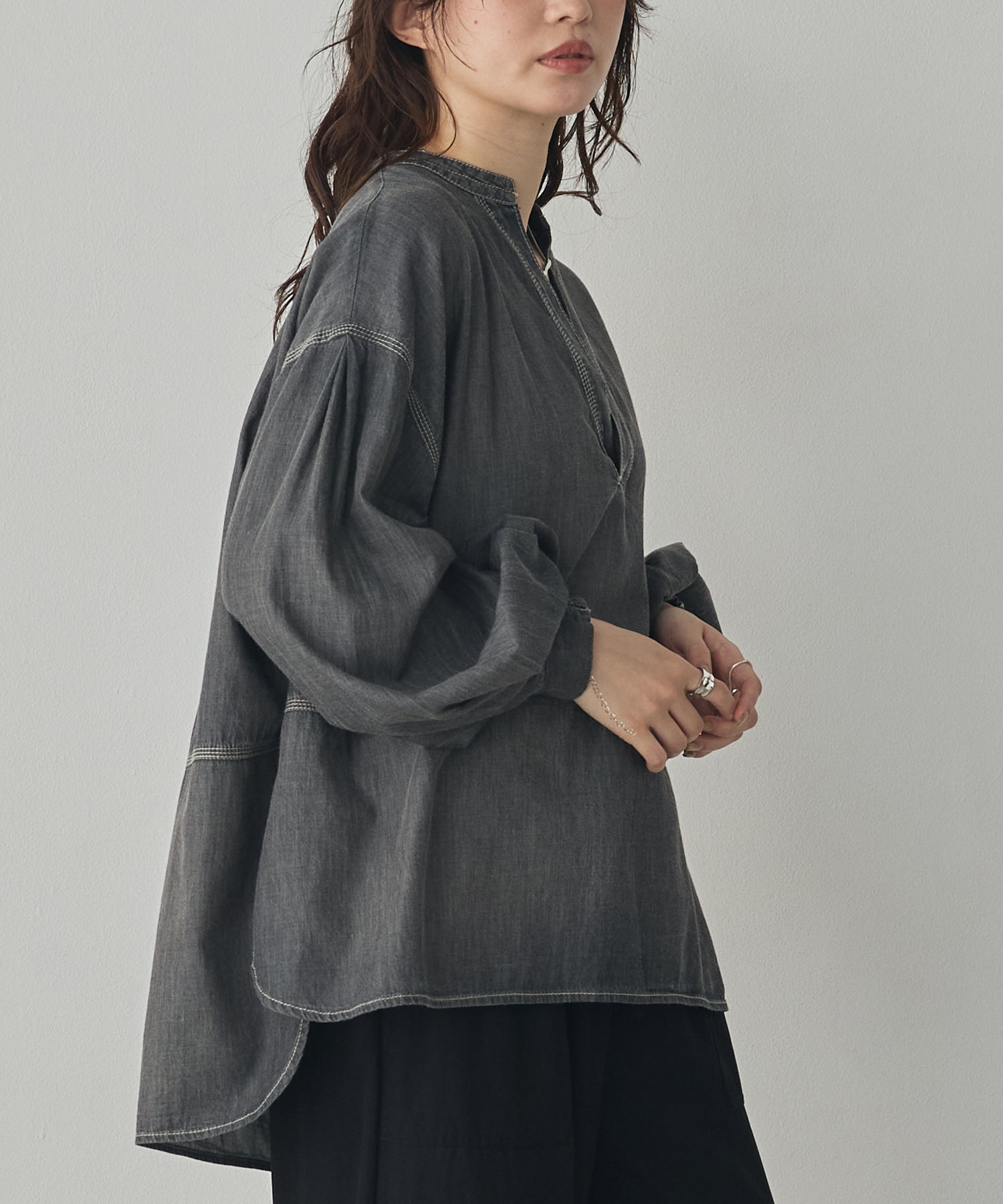 SHEER DENIM SKIPPER TOPS