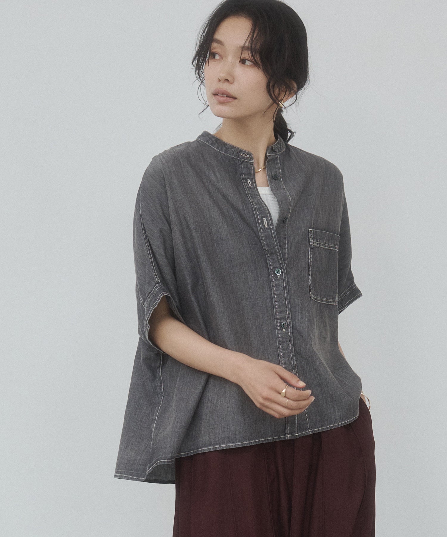 [PRE-ORDER]SHEER DENIM OVERSIZED SHORT-SLEEVE SHIRT