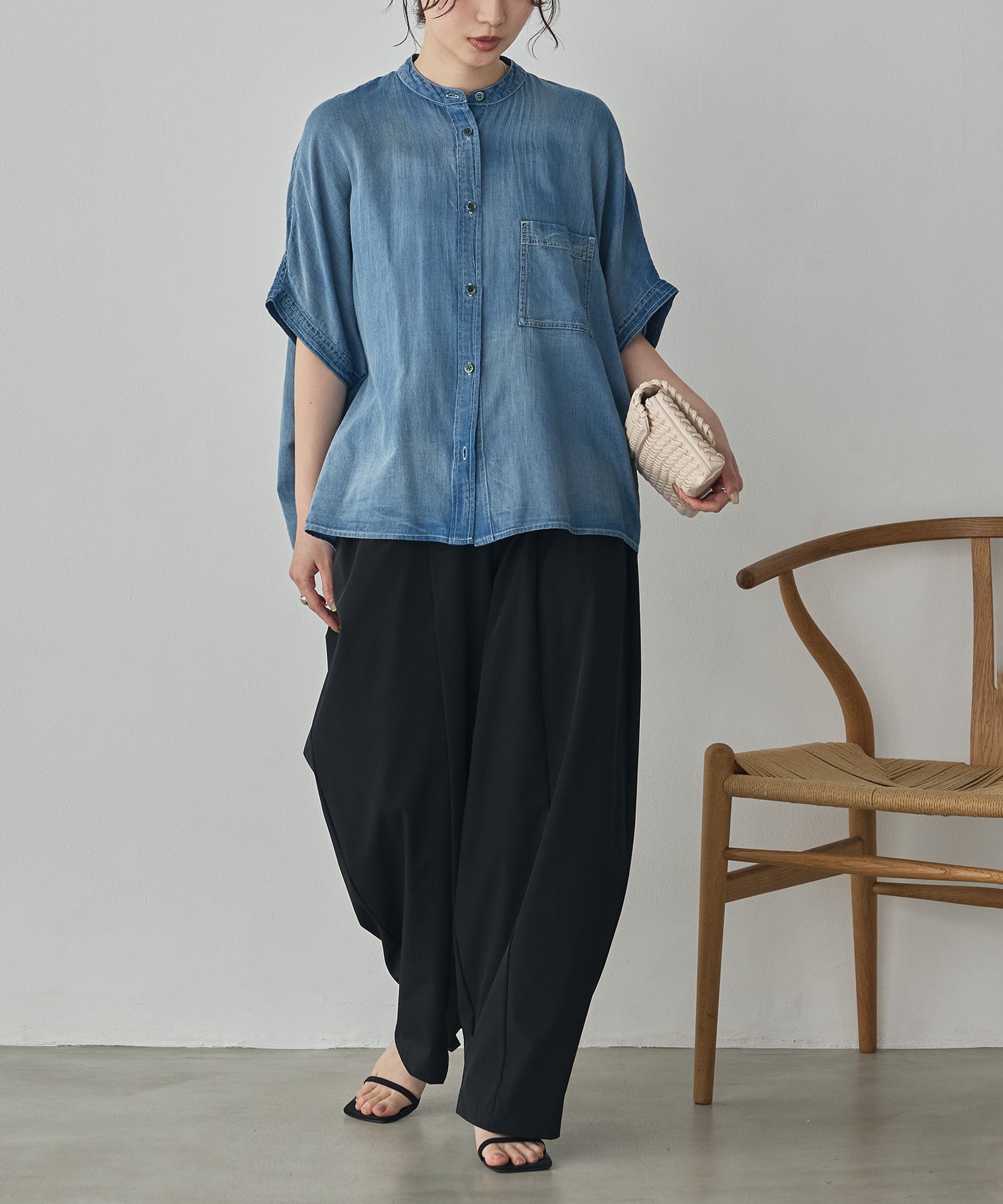 [PRE-ORDER]SHEER DENIM OVERSIZED SHORT-SLEEVE SHIRT