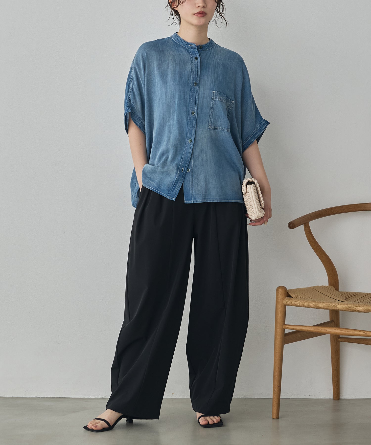 [PRE-ORDER]SHEER DENIM OVERSIZED SHORT-SLEEVE SHIRT