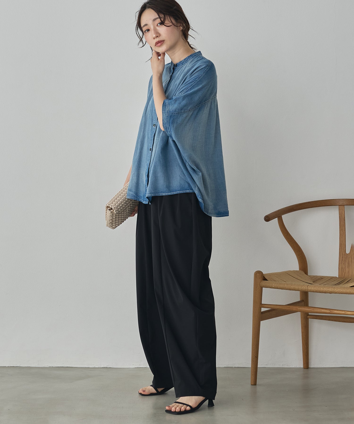 [PRE-ORDER]SHEER DENIM OVERSIZED SHORT-SLEEVE SHIRT