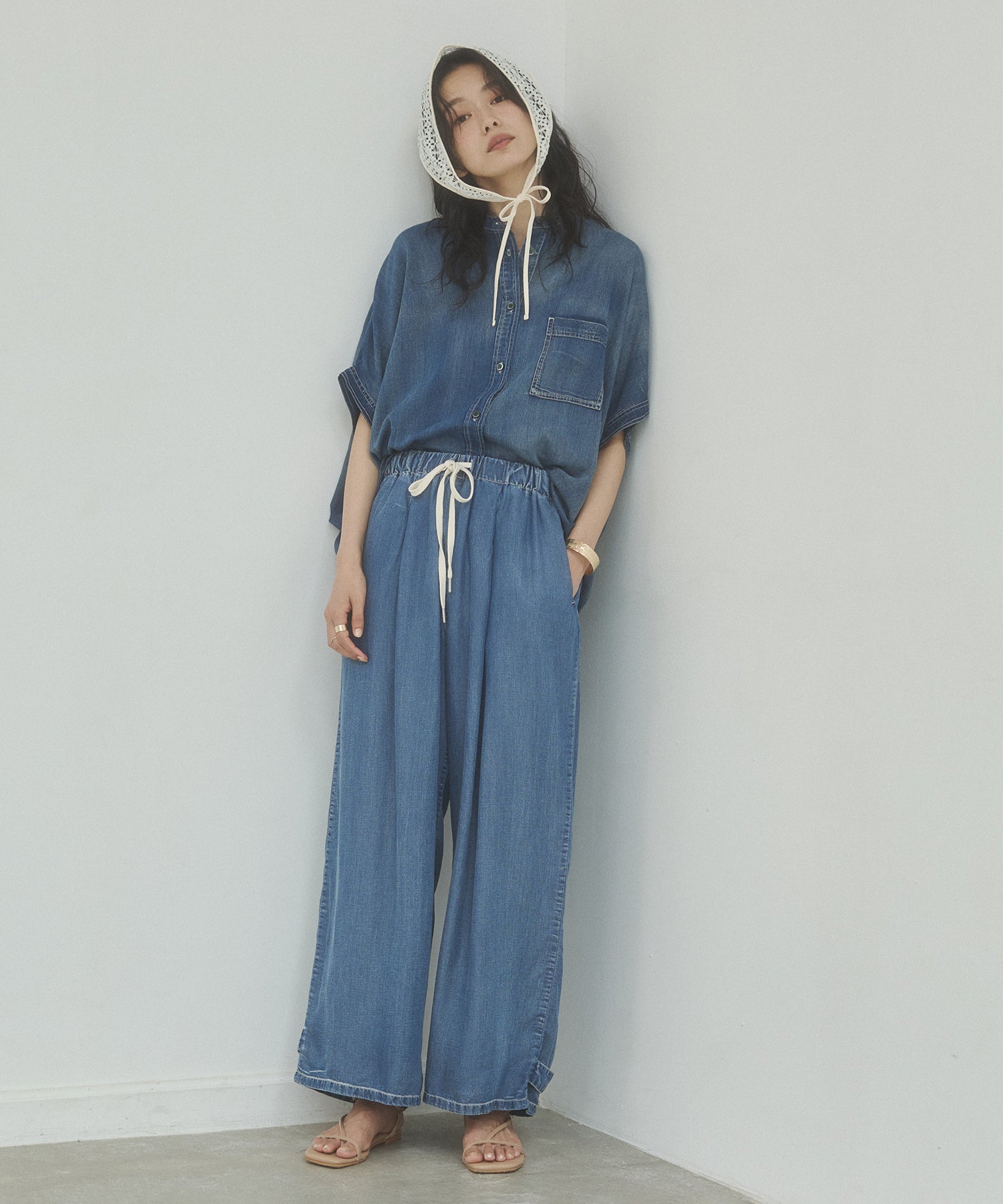 [PRE-ORDER]SHEER DENIM OVERSIZED SHORT-SLEEVE SHIRT