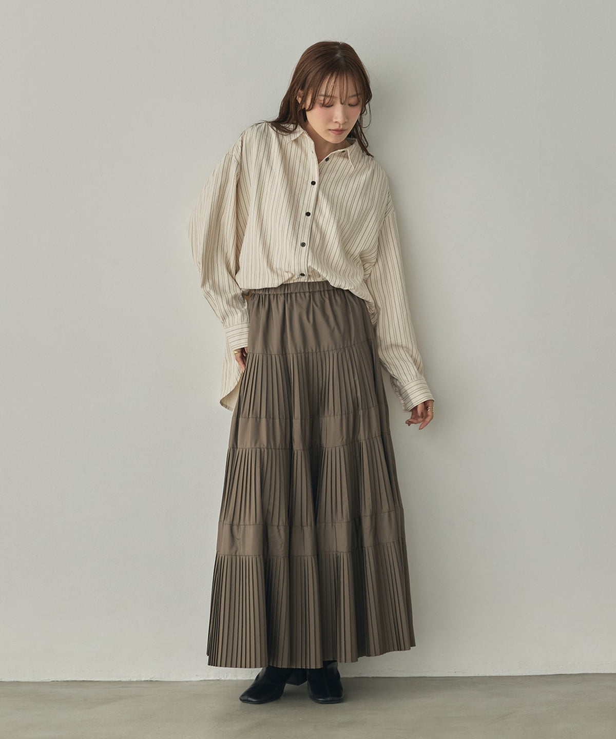 VINTAGE-STYLE PRINTED GATHERED SHIRT