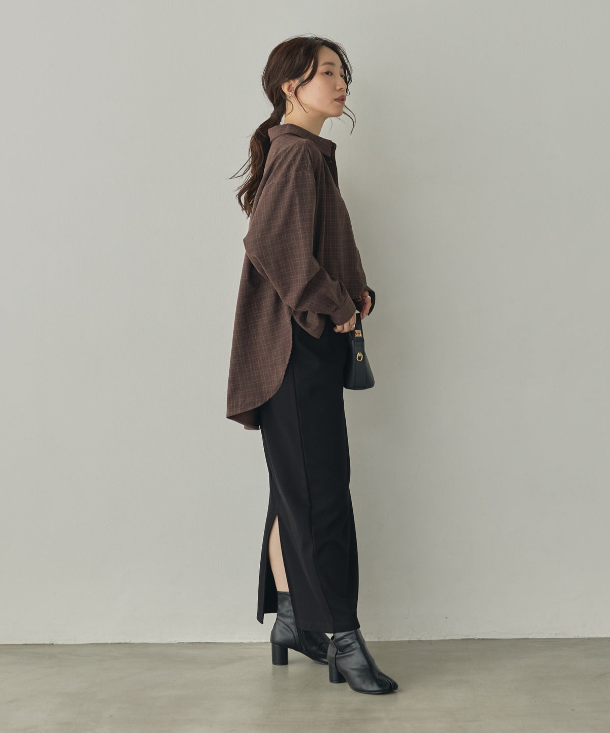 VINTAGE-STYLE PRINTED GATHERED SHIRT