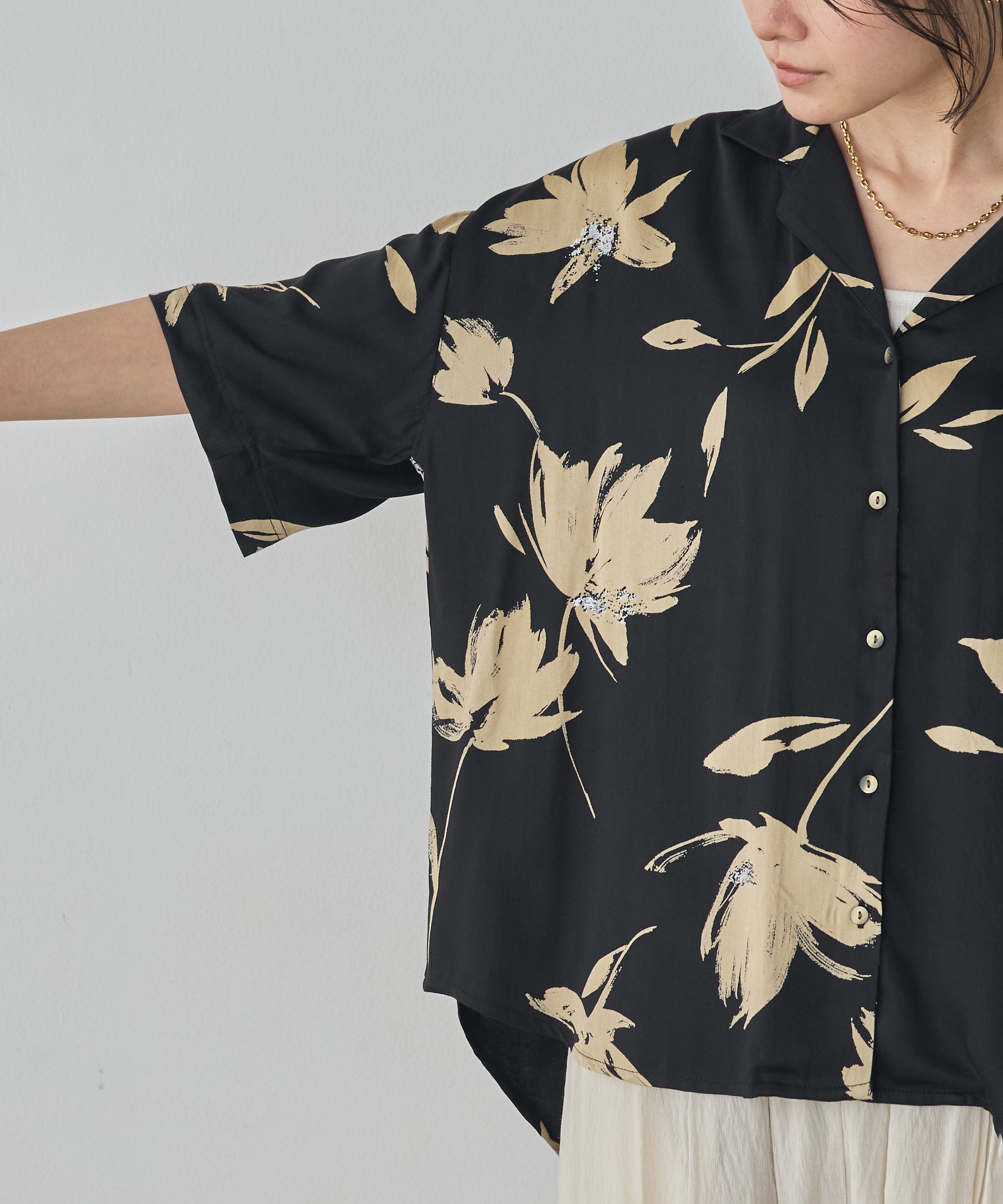 RAYON PATTERNED OPEN-NECK SHIRT