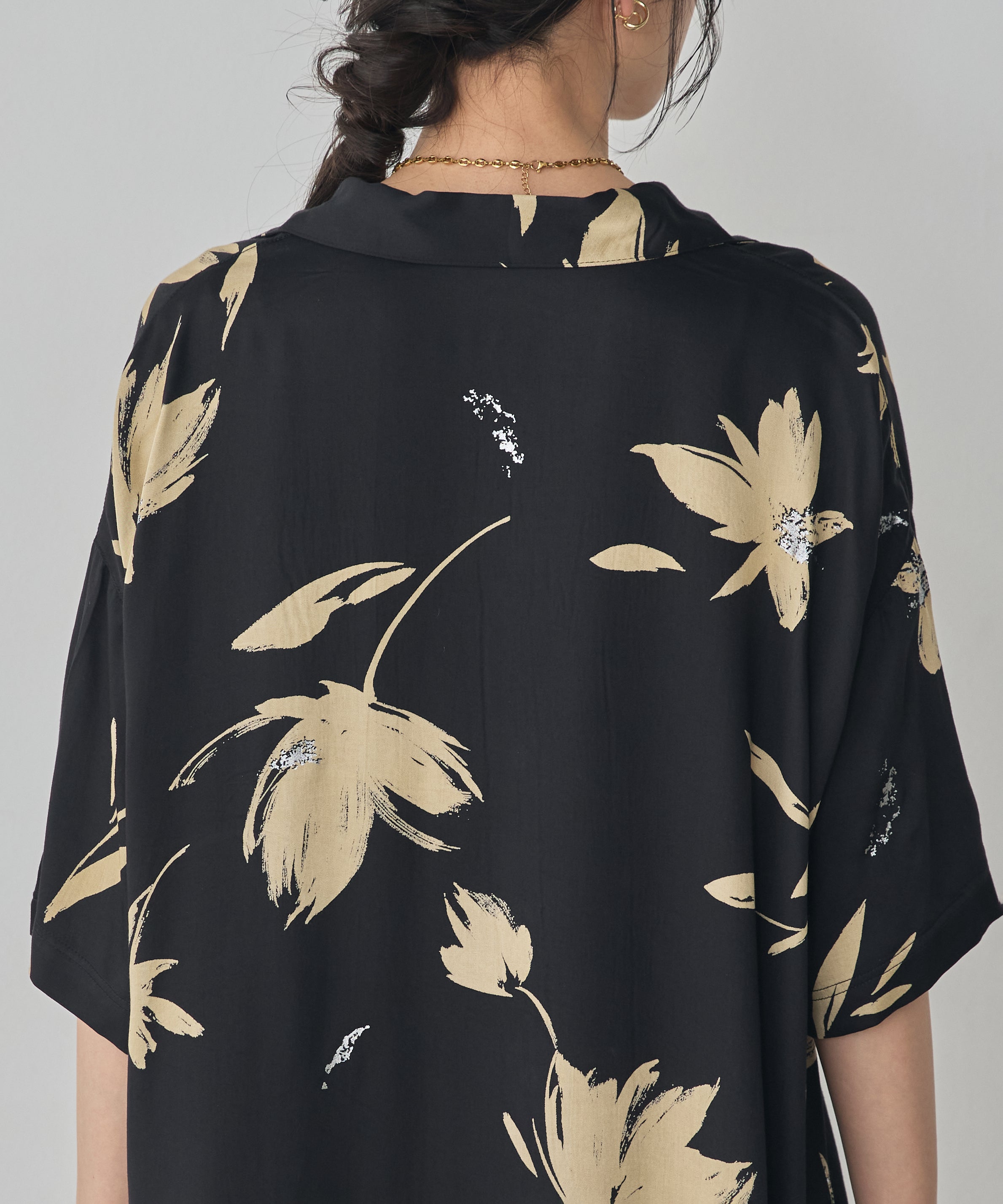 RAYON PATTERNED OPEN-NECK SHIRT