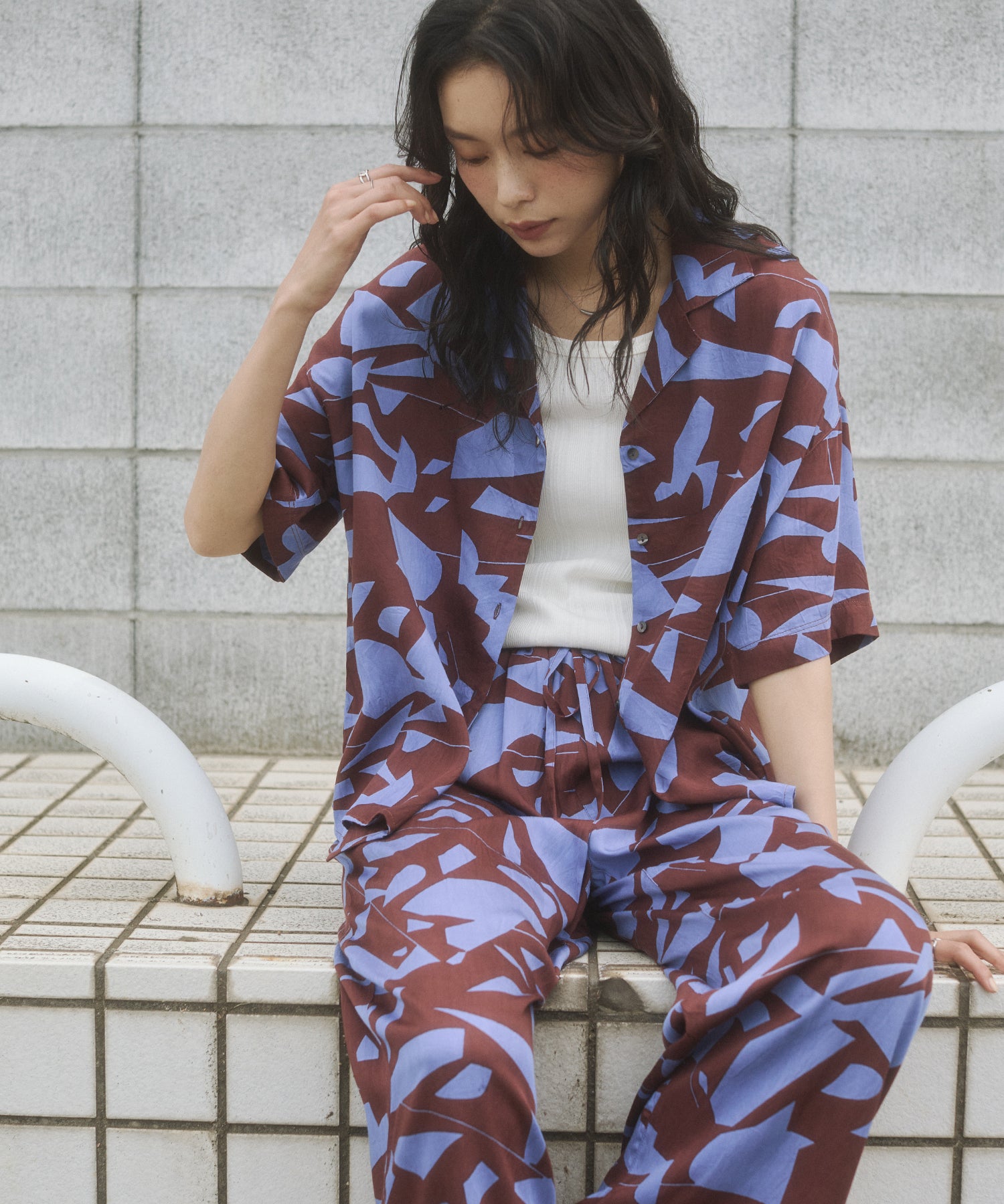 VISCOSE SATIN PRINTED OPEN-COLLAR SHIRT
