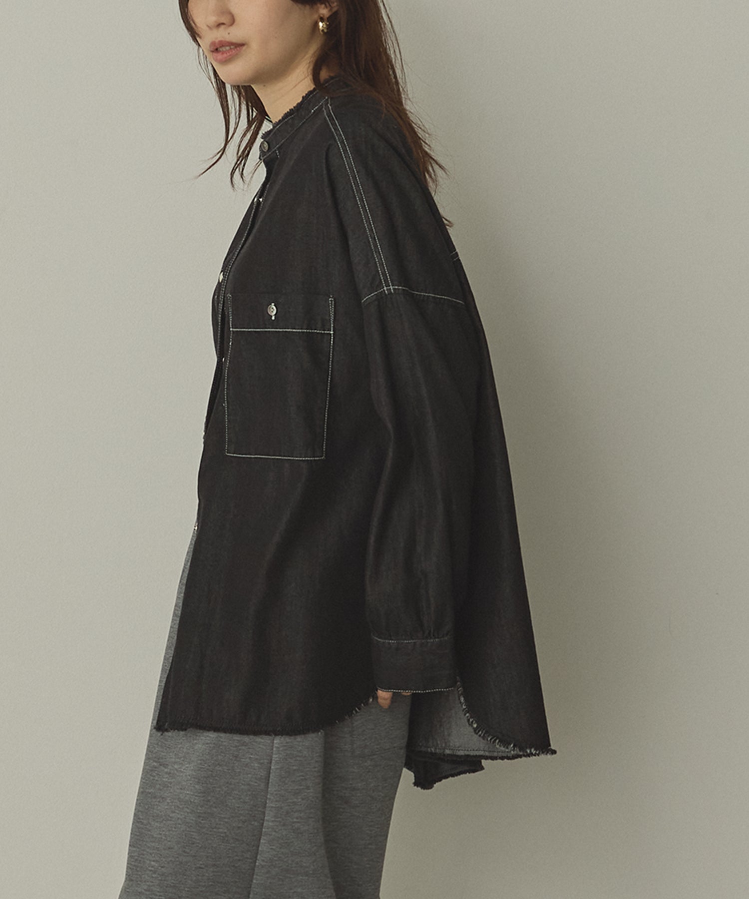 【WEB限定/別注】 バンドカラー オーバーサイズ デニムシャツ