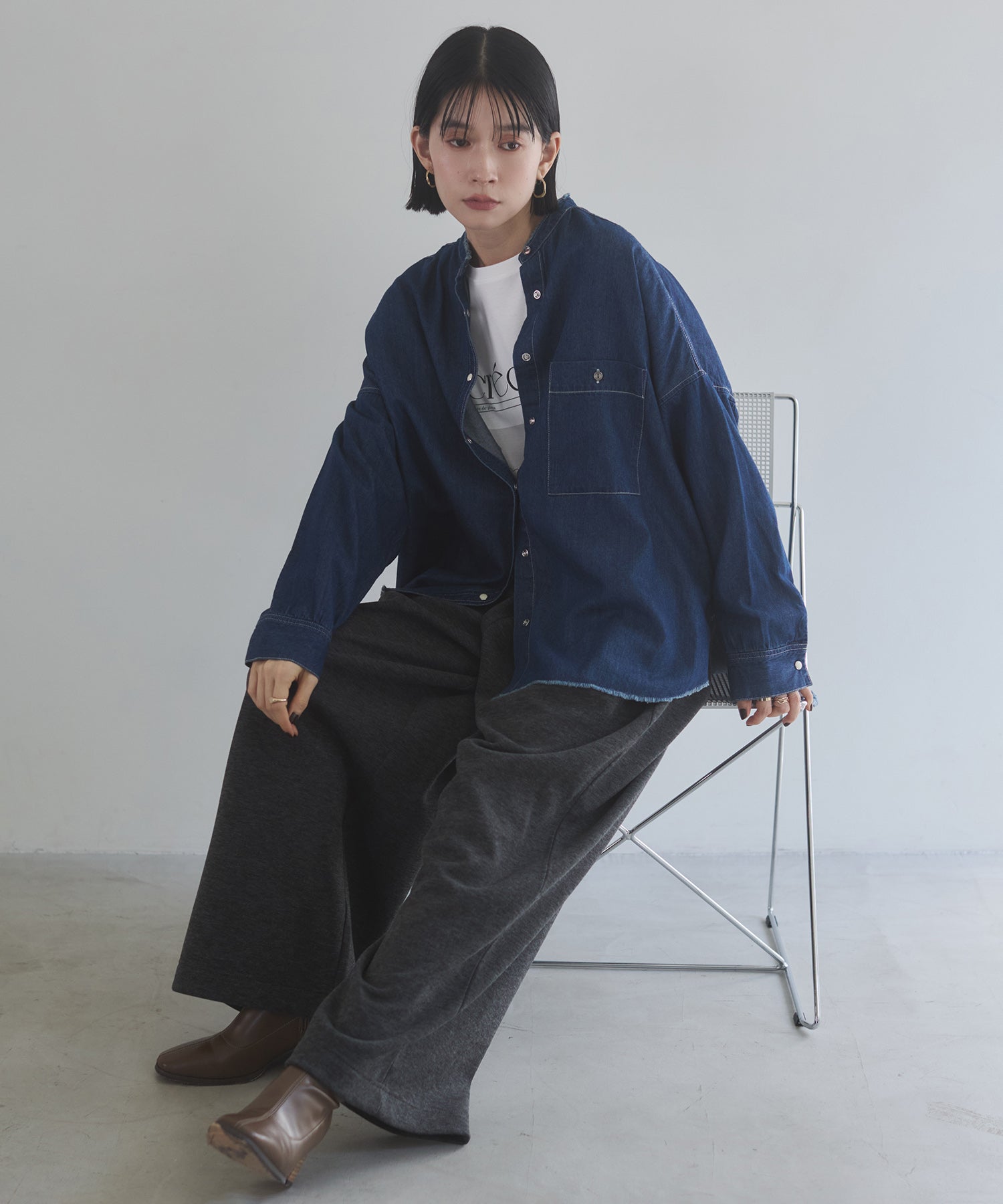 WEB限定/別注】 バンドカラー オーバーサイズ デニムシャツ