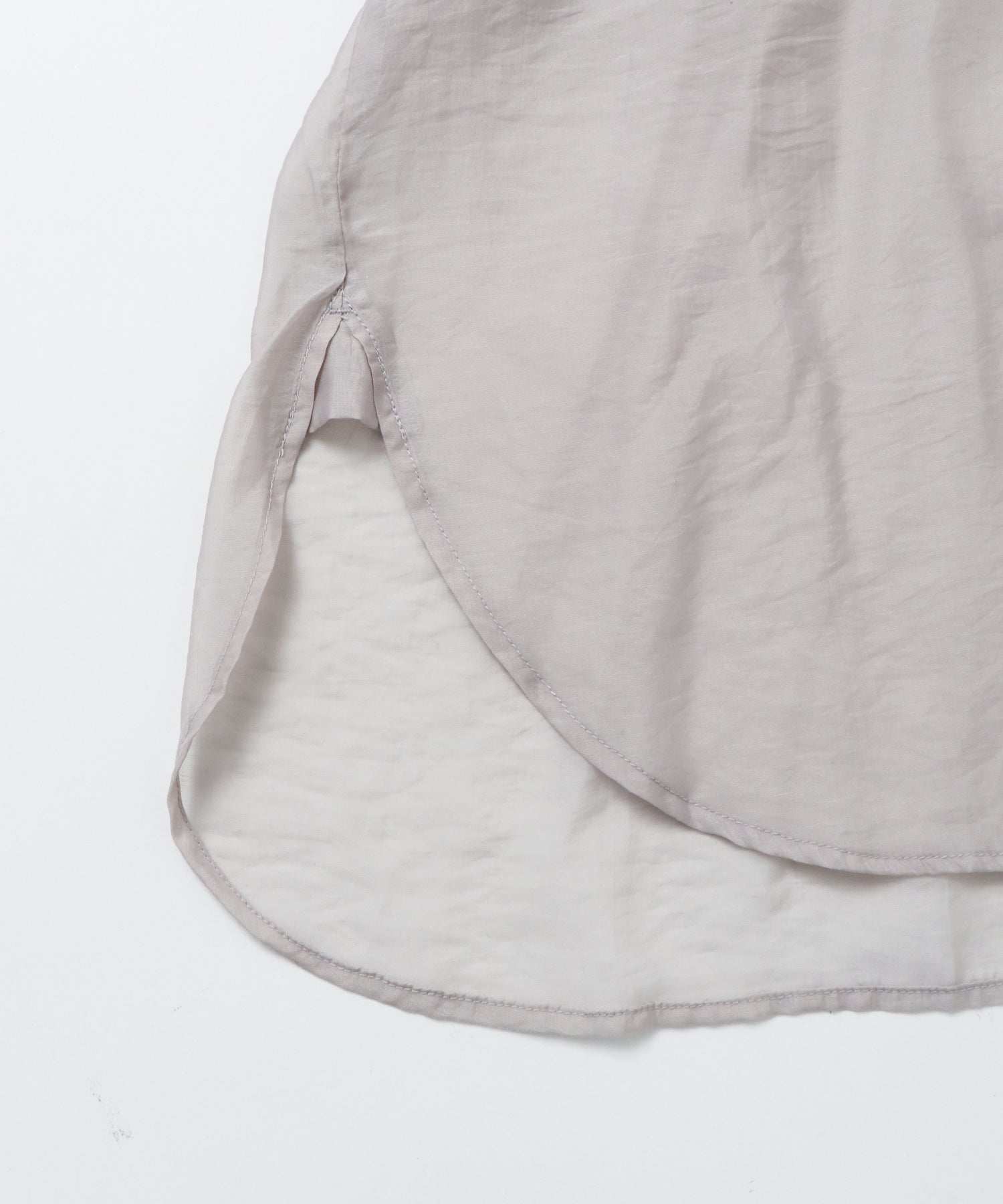 《一部予約》【WEB限定/別注】バンドカラー シアーシャツ