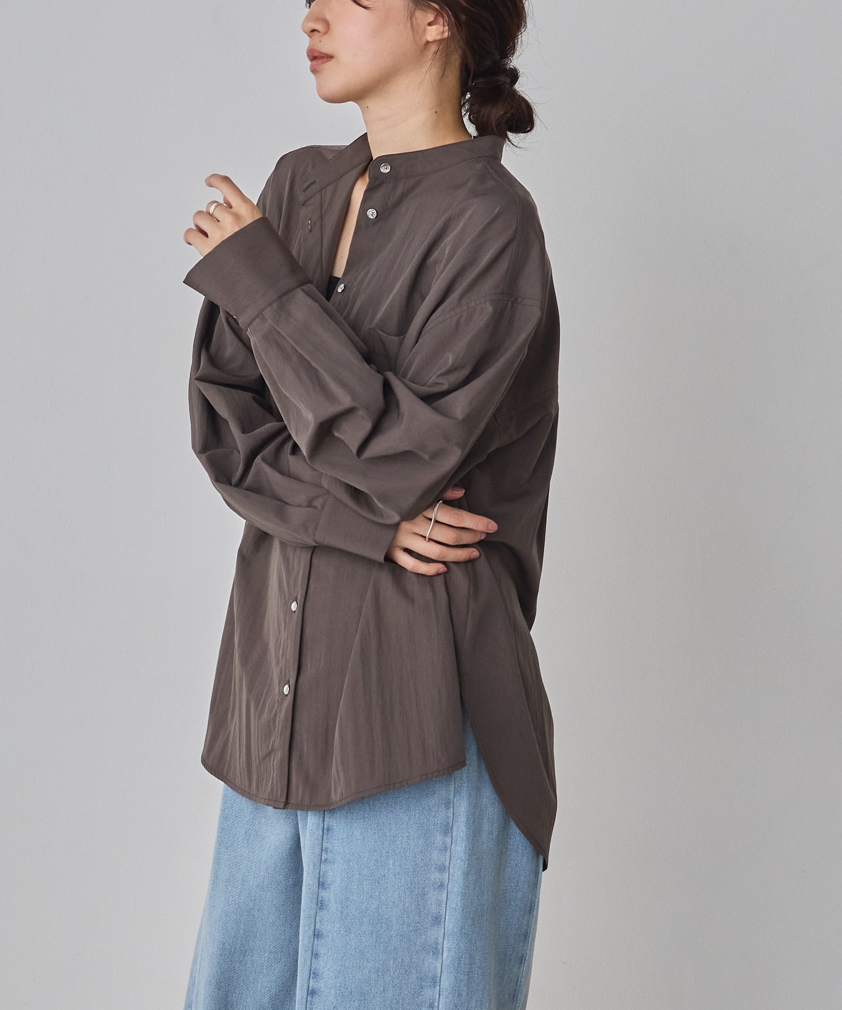 【WEB限定/別注】【イージーケア】バンドカラーオーバーデザインシャツ