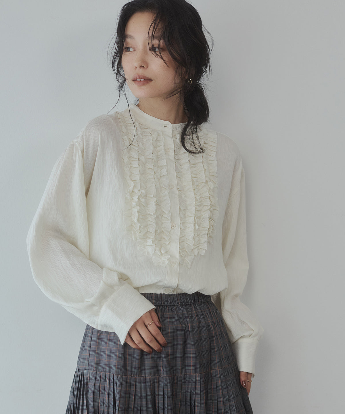 [LIMITED] SLUB-DENIM STRIPED RUFFLED SHIRT