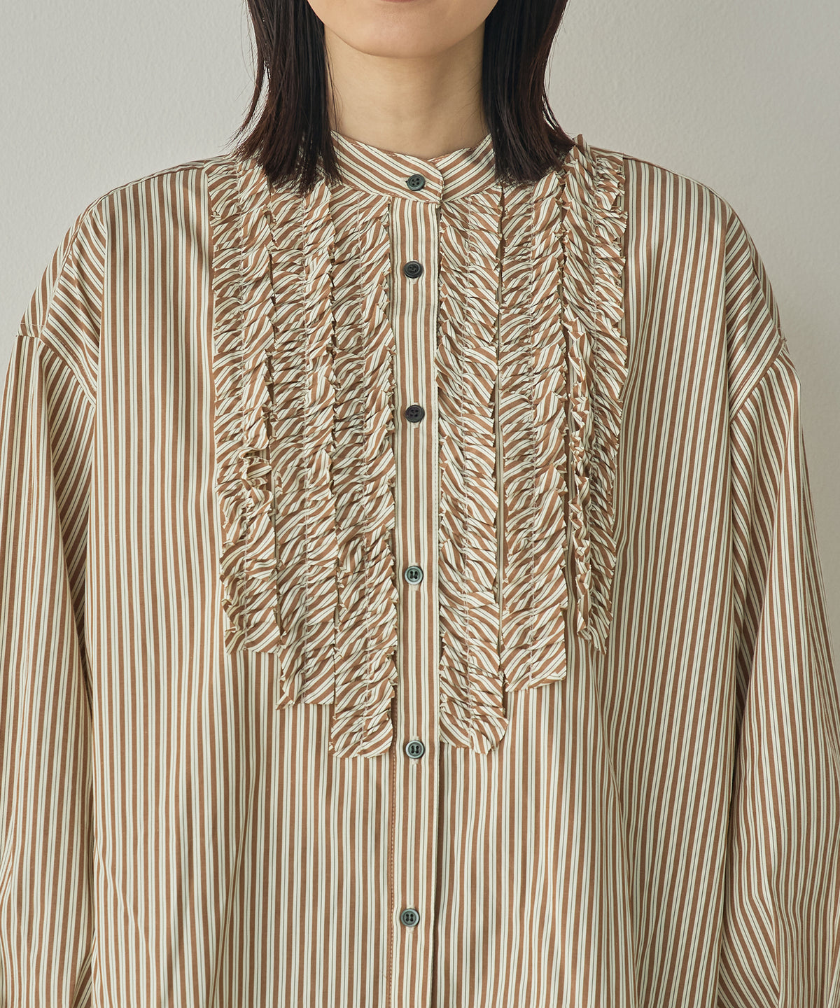 [LIMITED] SLUB-DENIM STRIPED RUFFLED SHIRT