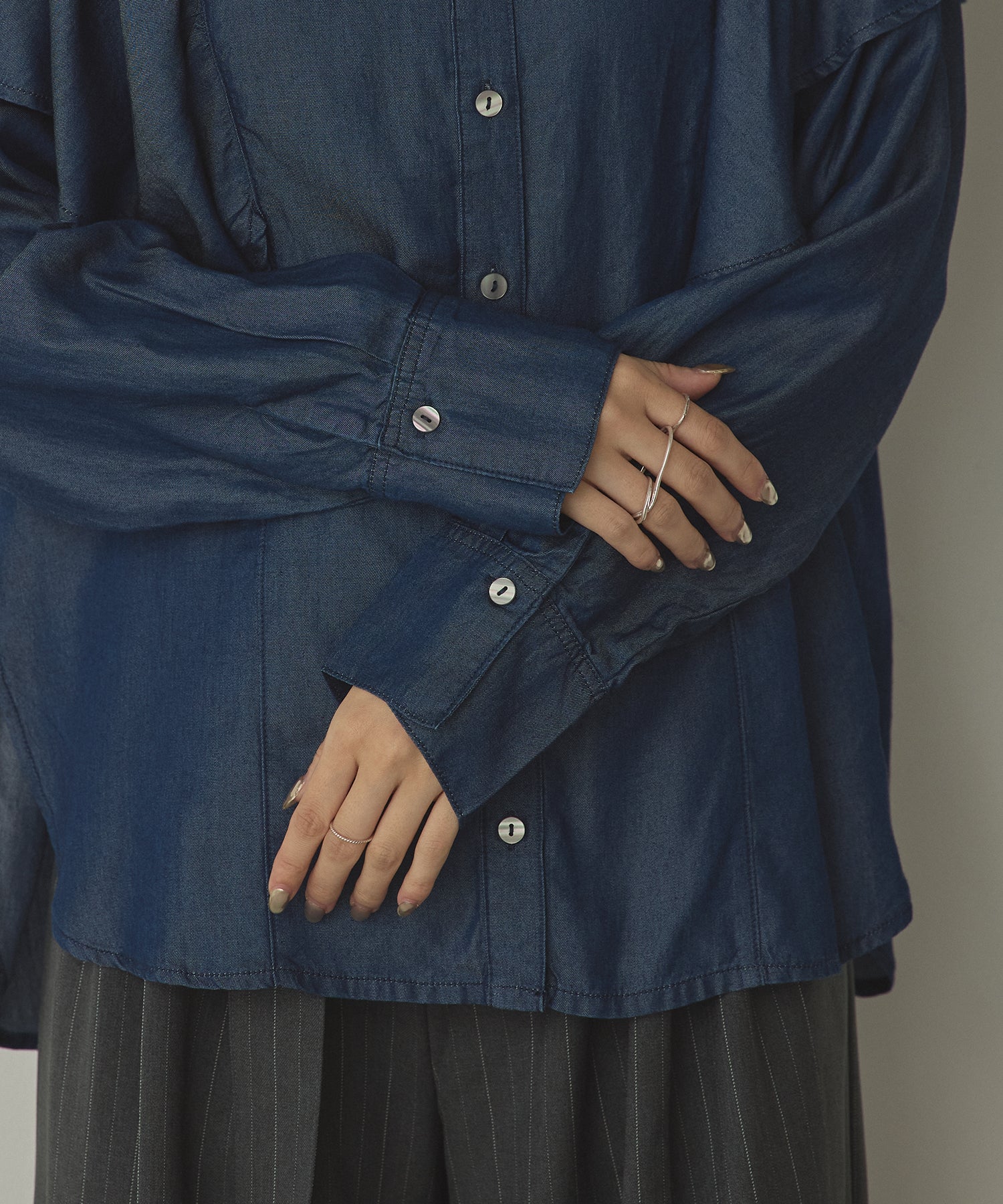 DENIM FRILL SHIRT