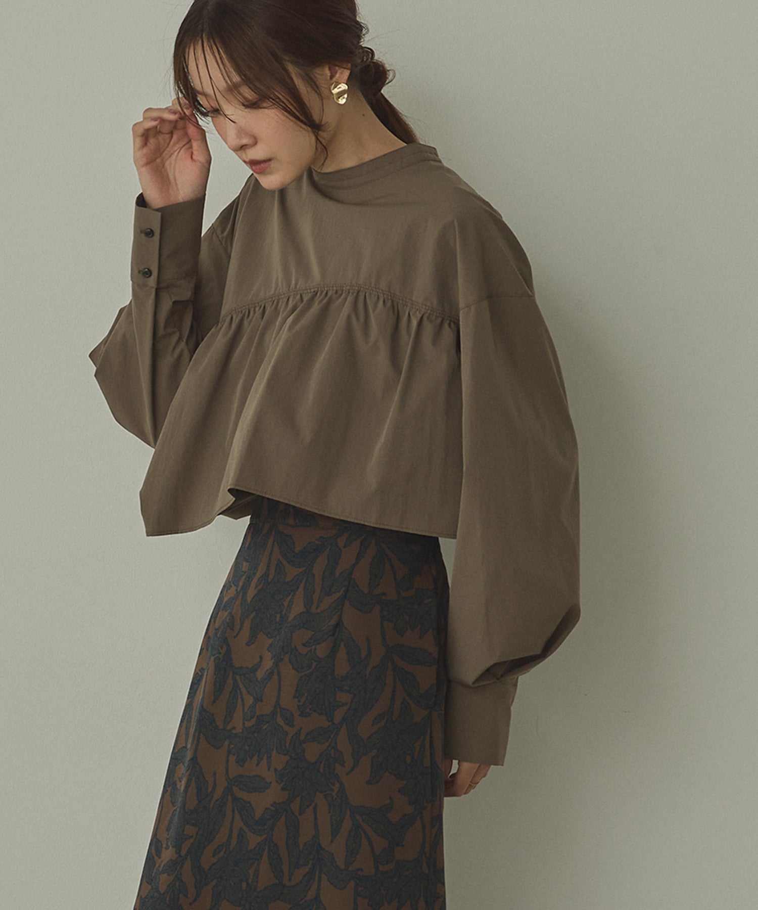 ポリエステルブロード 前後2WAYフリルシャツ