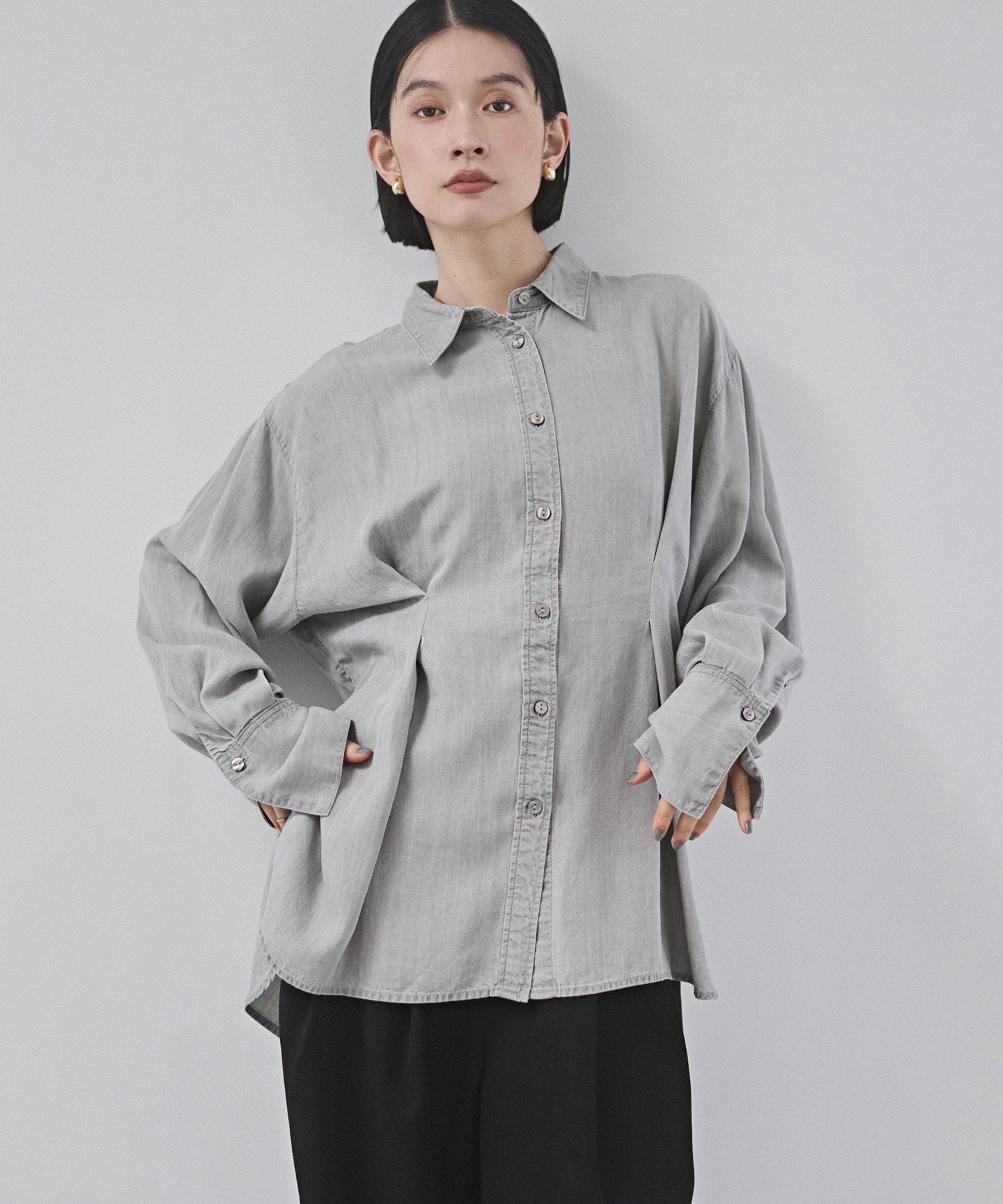 TENCEL DENIM TUCK OVERSHIRT