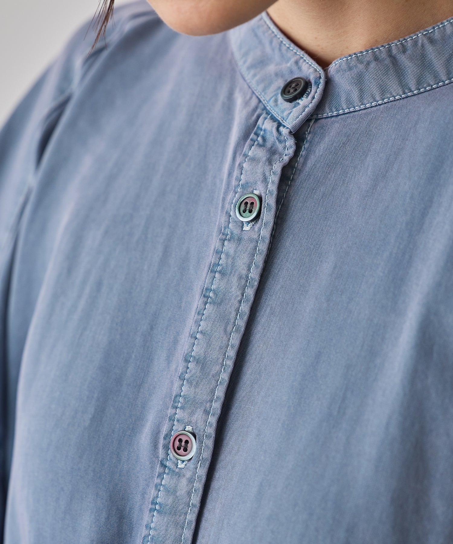 バックギャザー テンセルデニムシャツ