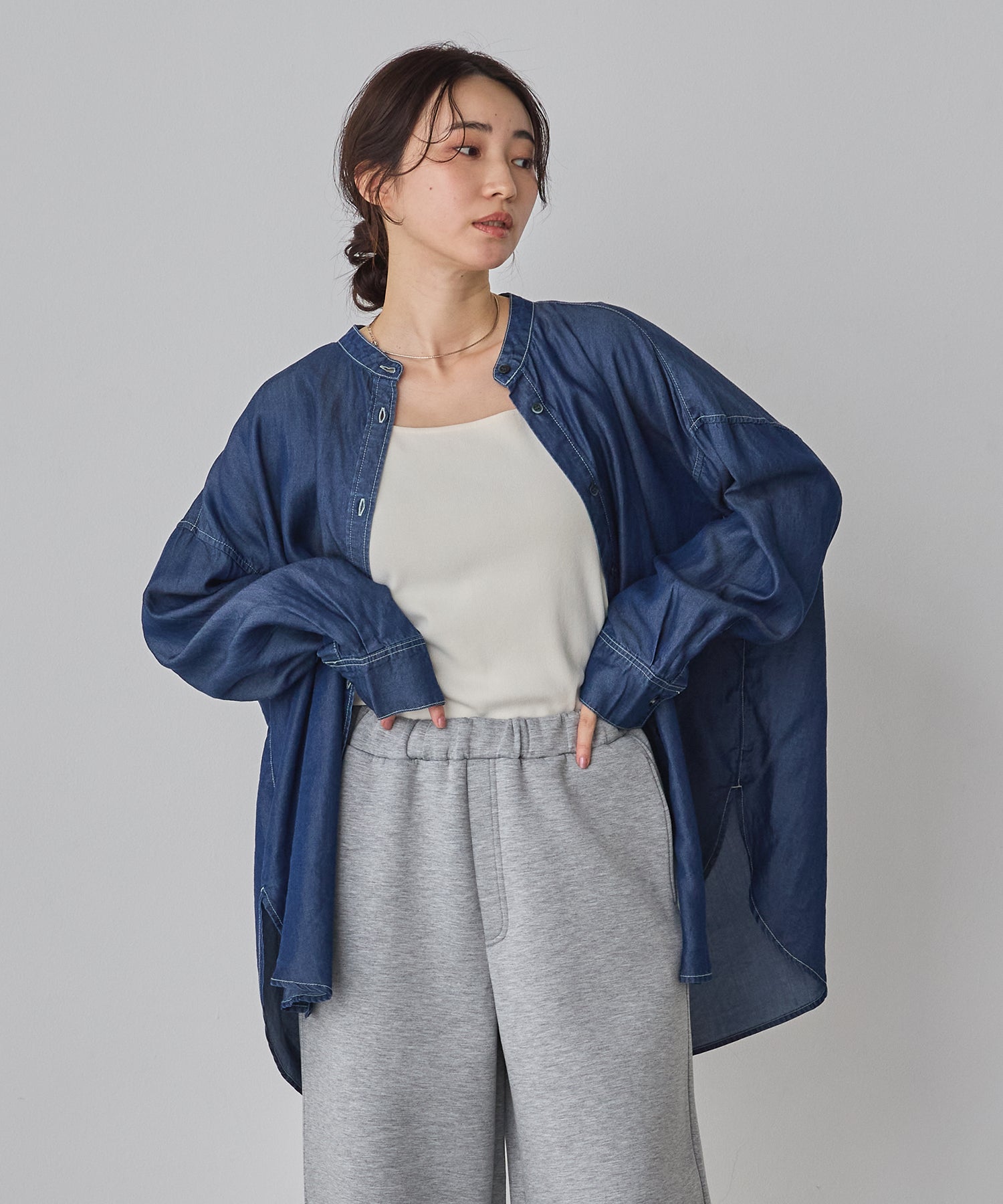 バックギャザー テンセルデニムシャツ