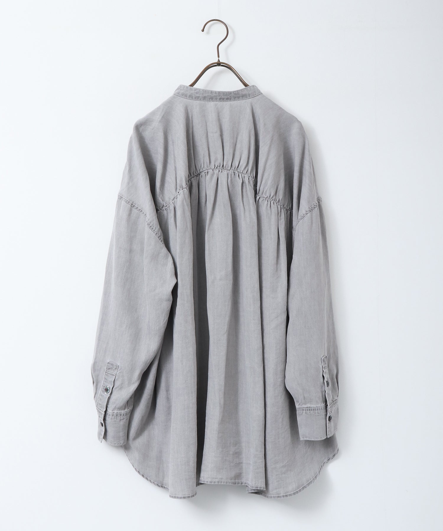 バックギャザー テンセルデニムシャツ