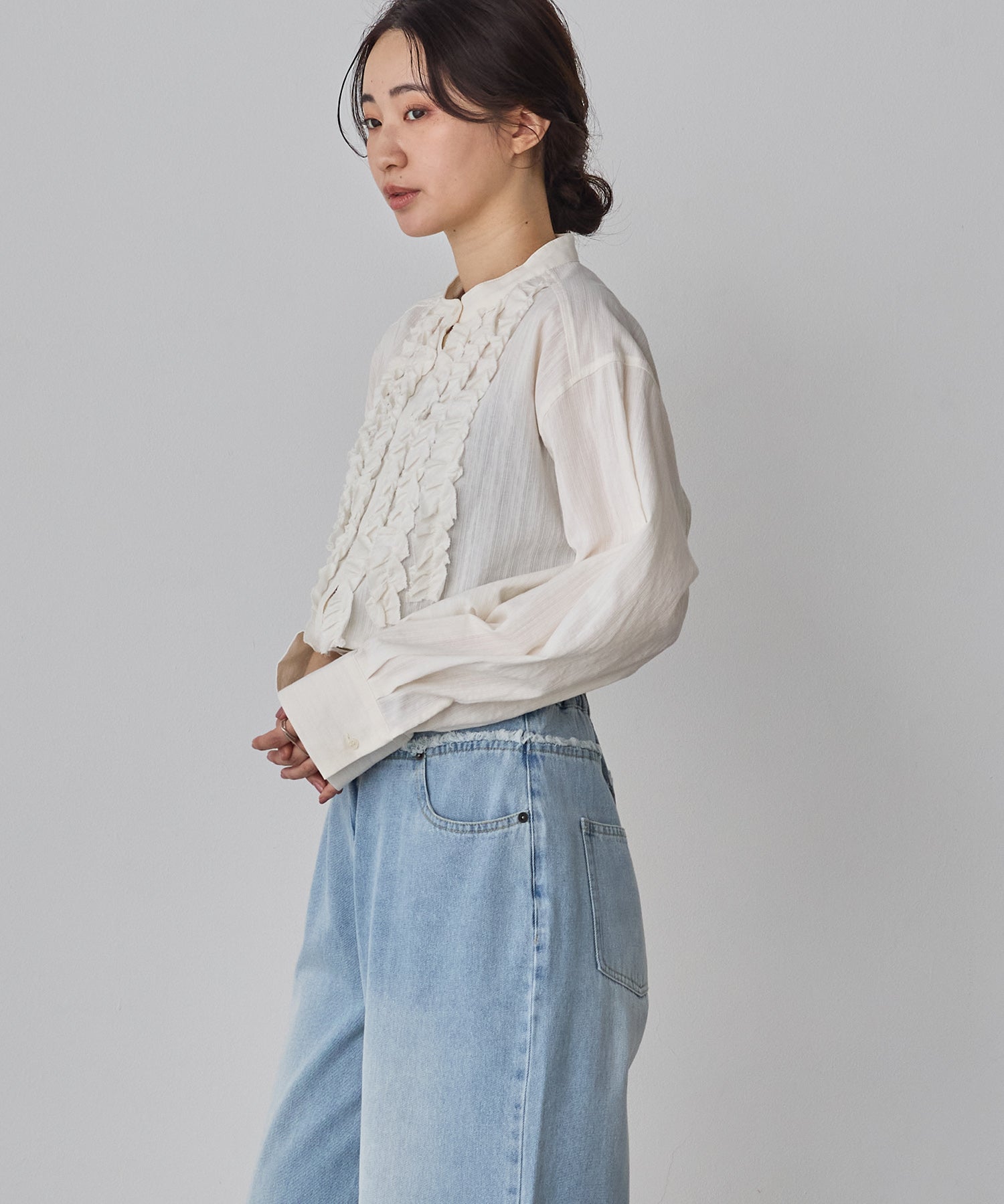 スラブ/デニム ストライプフリルシャツ