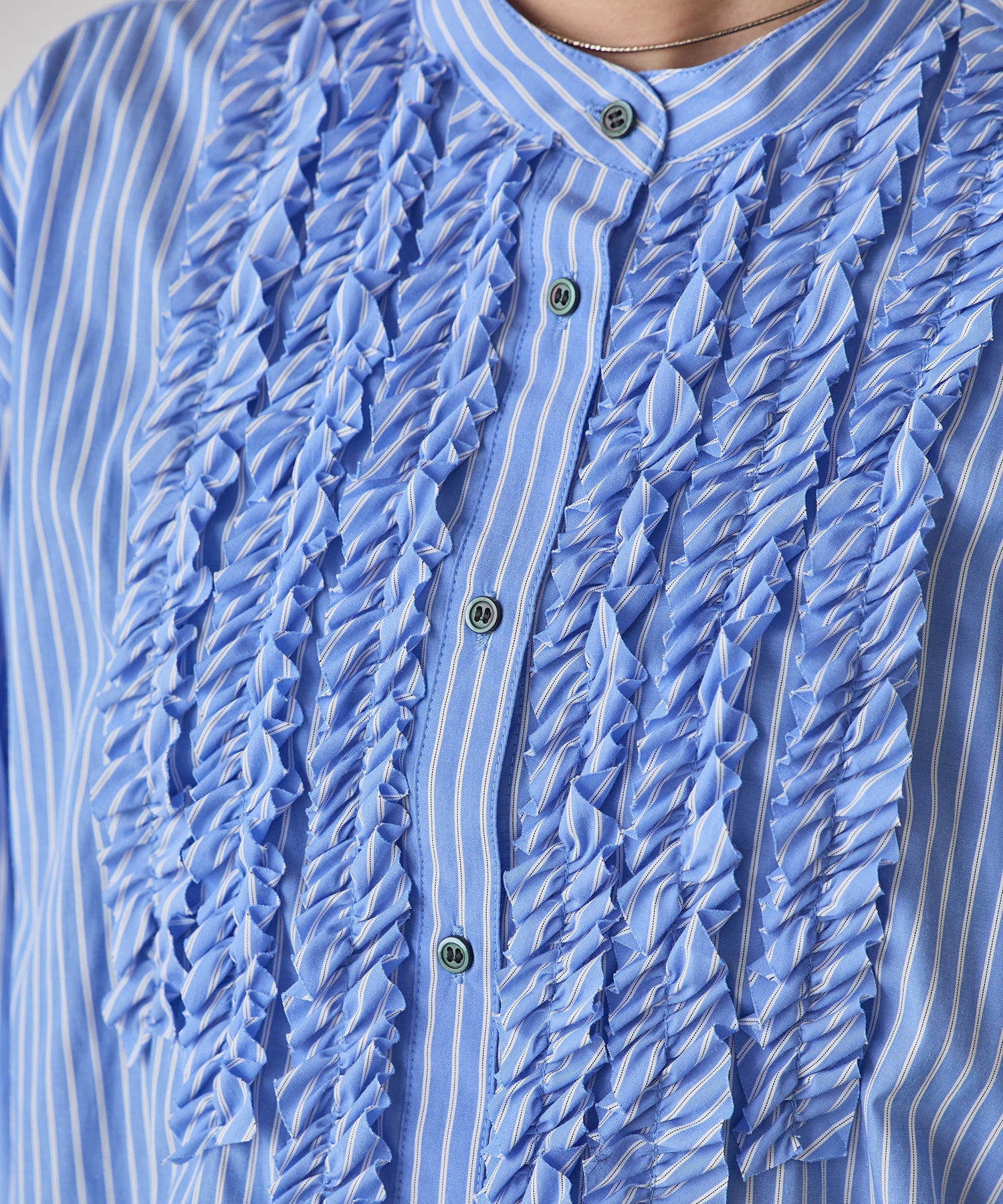 スラブ/デニム ストライプフリルシャツ